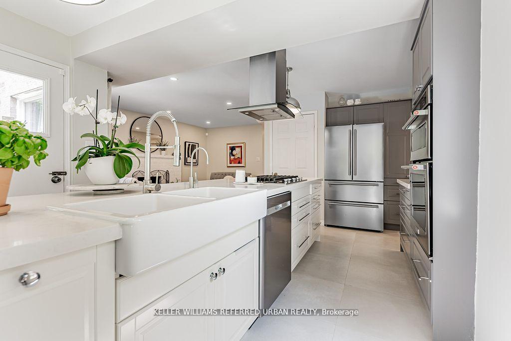 Photo 12 of 42 Haskell Crescent, Aurora, Aurora Highlands — HOMEH