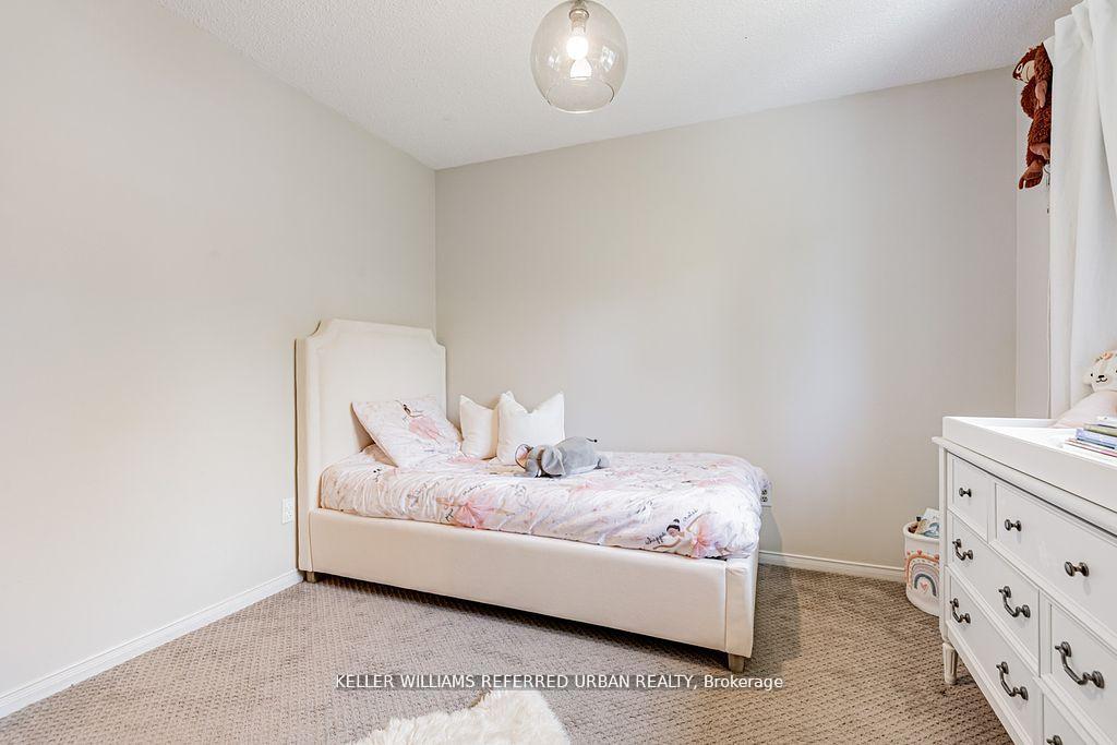 Photo 17 of 42 Haskell Crescent, Aurora, Aurora Highlands — HOMEH
