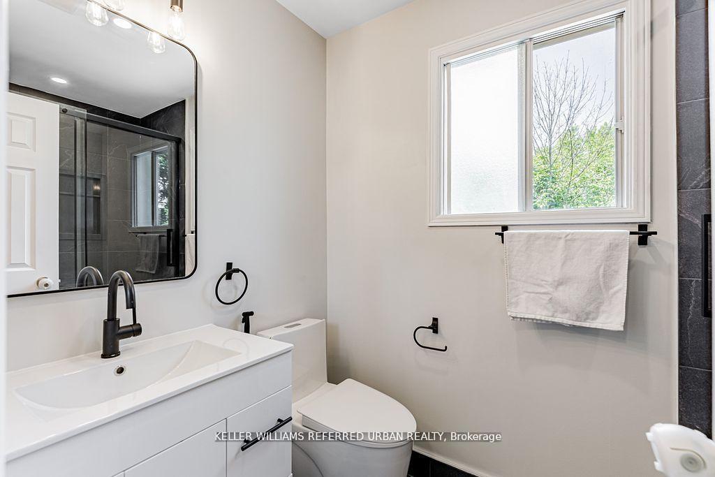 Photo 23 of 42 Haskell Crescent, Aurora, Aurora Highlands — HOMEH