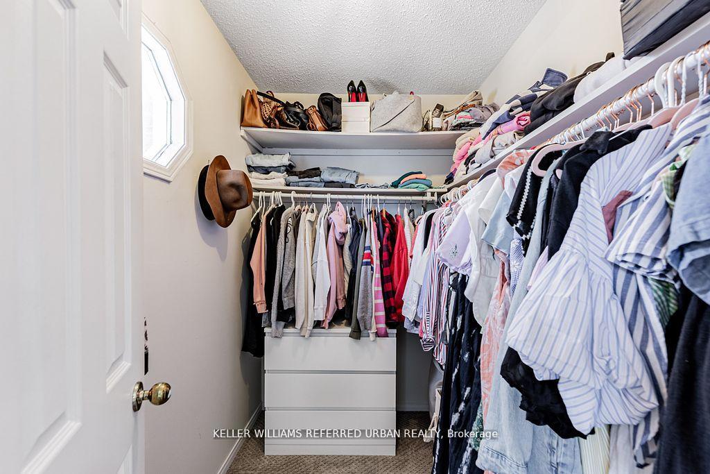 Photo 33 of 42 Haskell Crescent, Aurora, Aurora Highlands — HOMEH