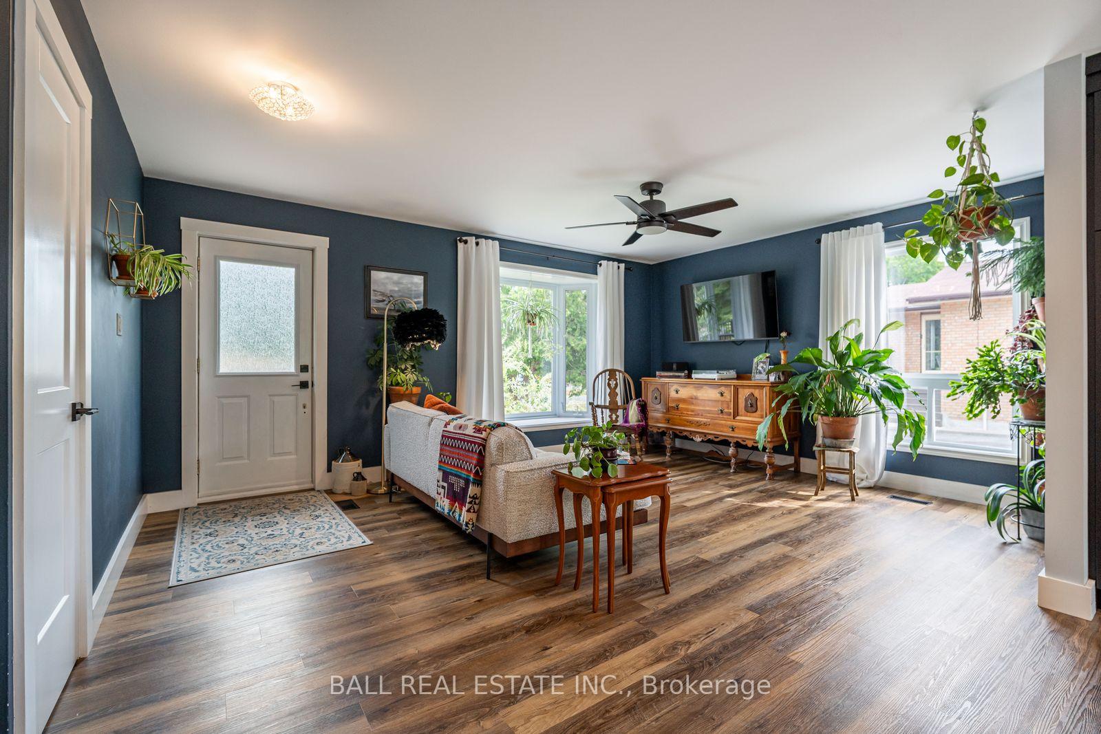 Photo 3 of 39 Bishop Street, Selwyn — HOMEH