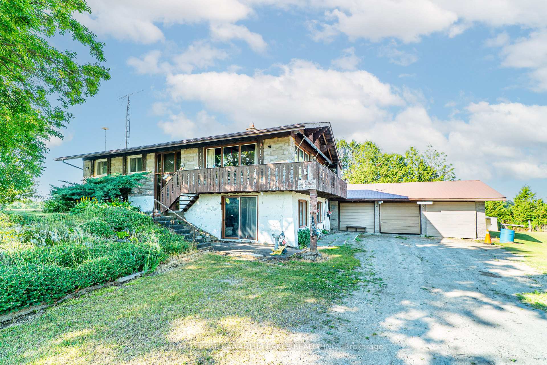 Photo 14 of S11600 Simcoe Street, Brock, Rural Brock — HOMEH