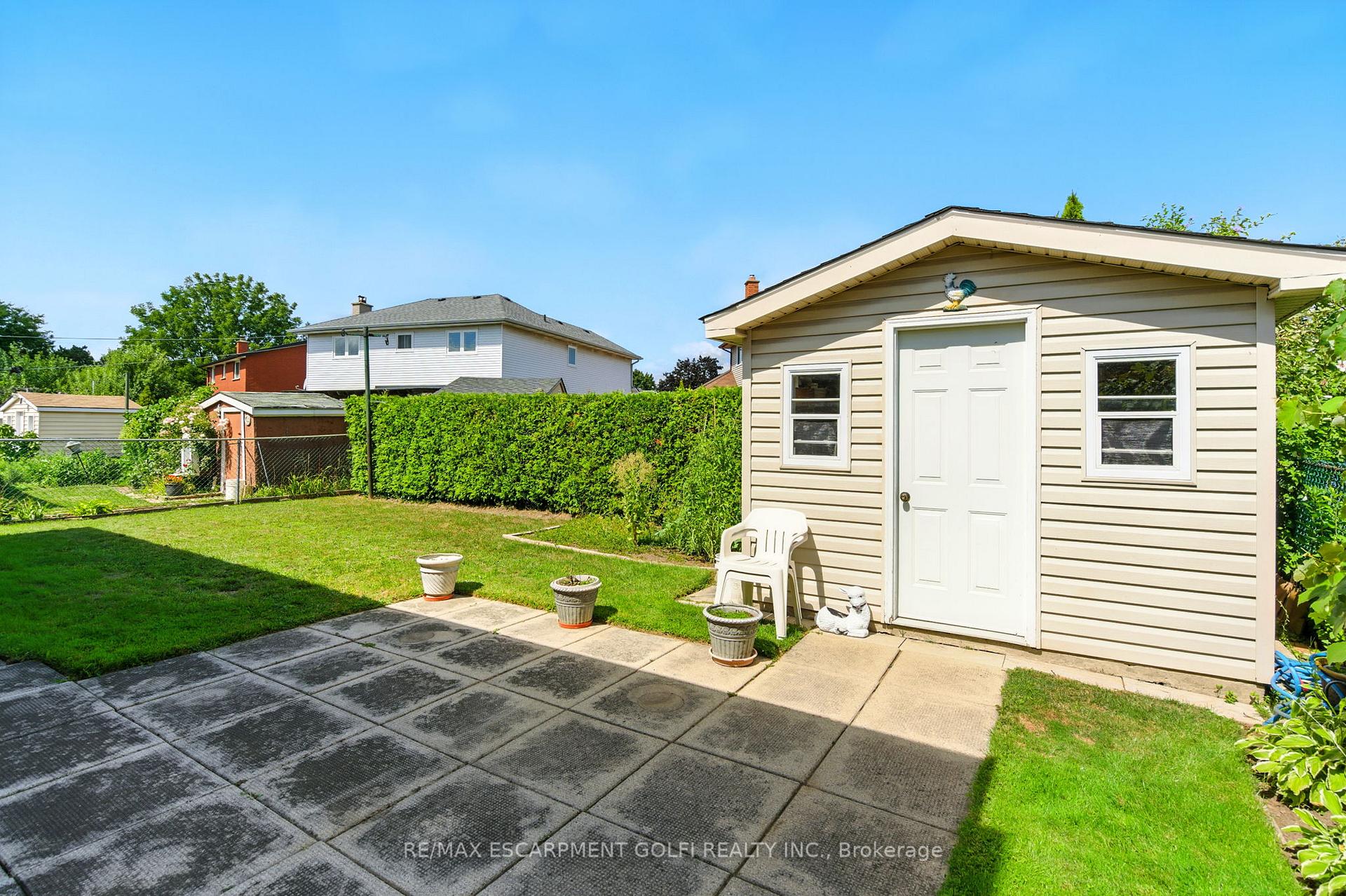Photo 33 of 31 Village Drive, Hamilton, Kentley — HOMEH