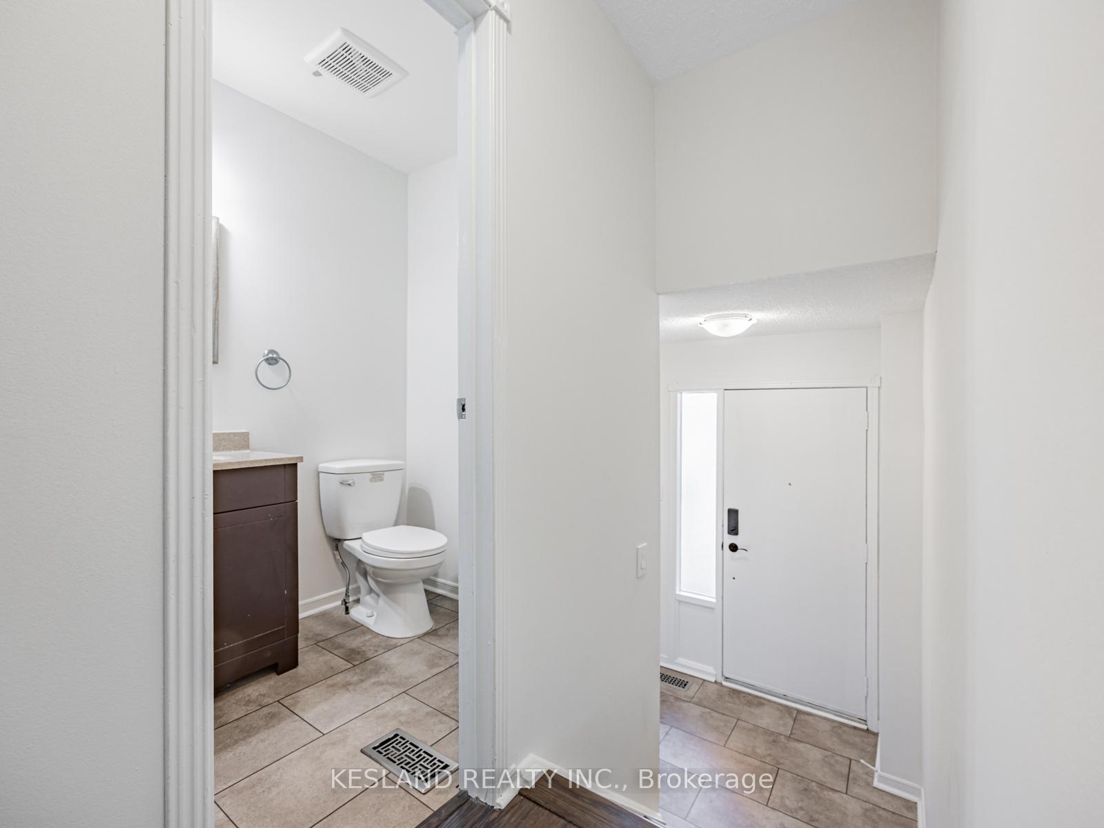 Photo 19 of 2 Reginald Crescent, Markham, Markham Village — HOMEH