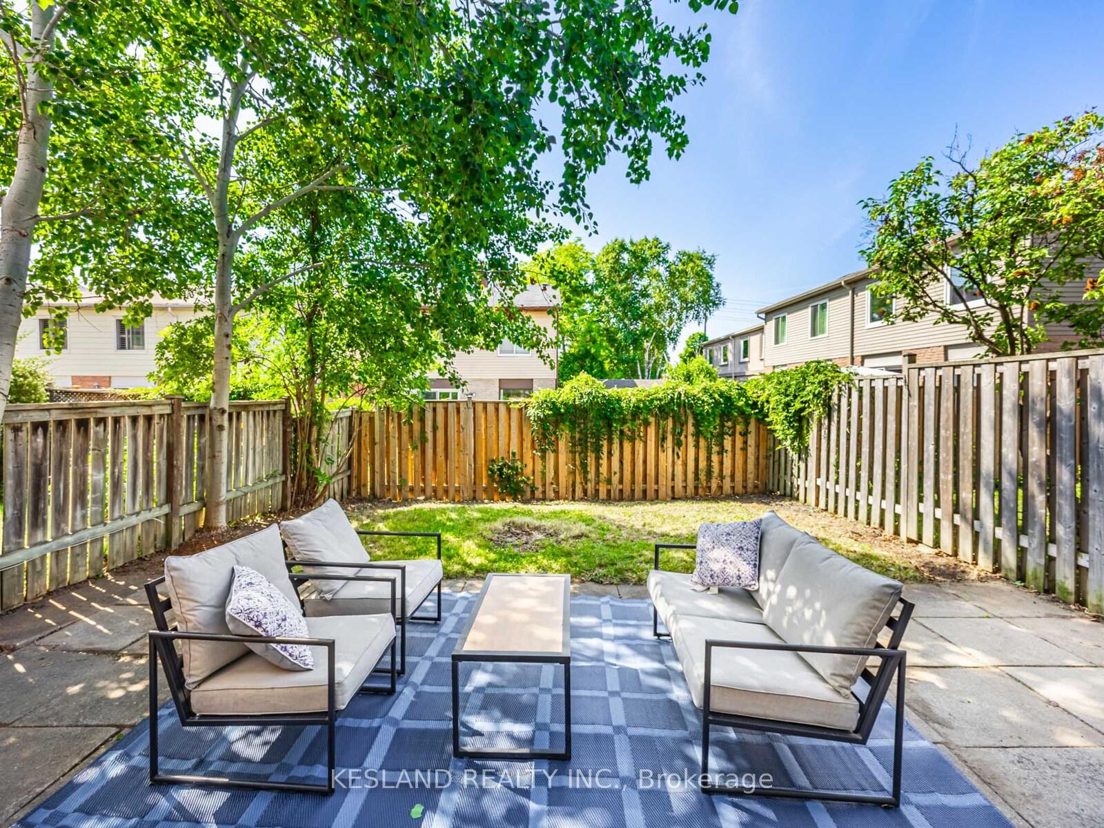Photo 25 of 2 Reginald Crescent, Markham, Markham Village — HOMEH
