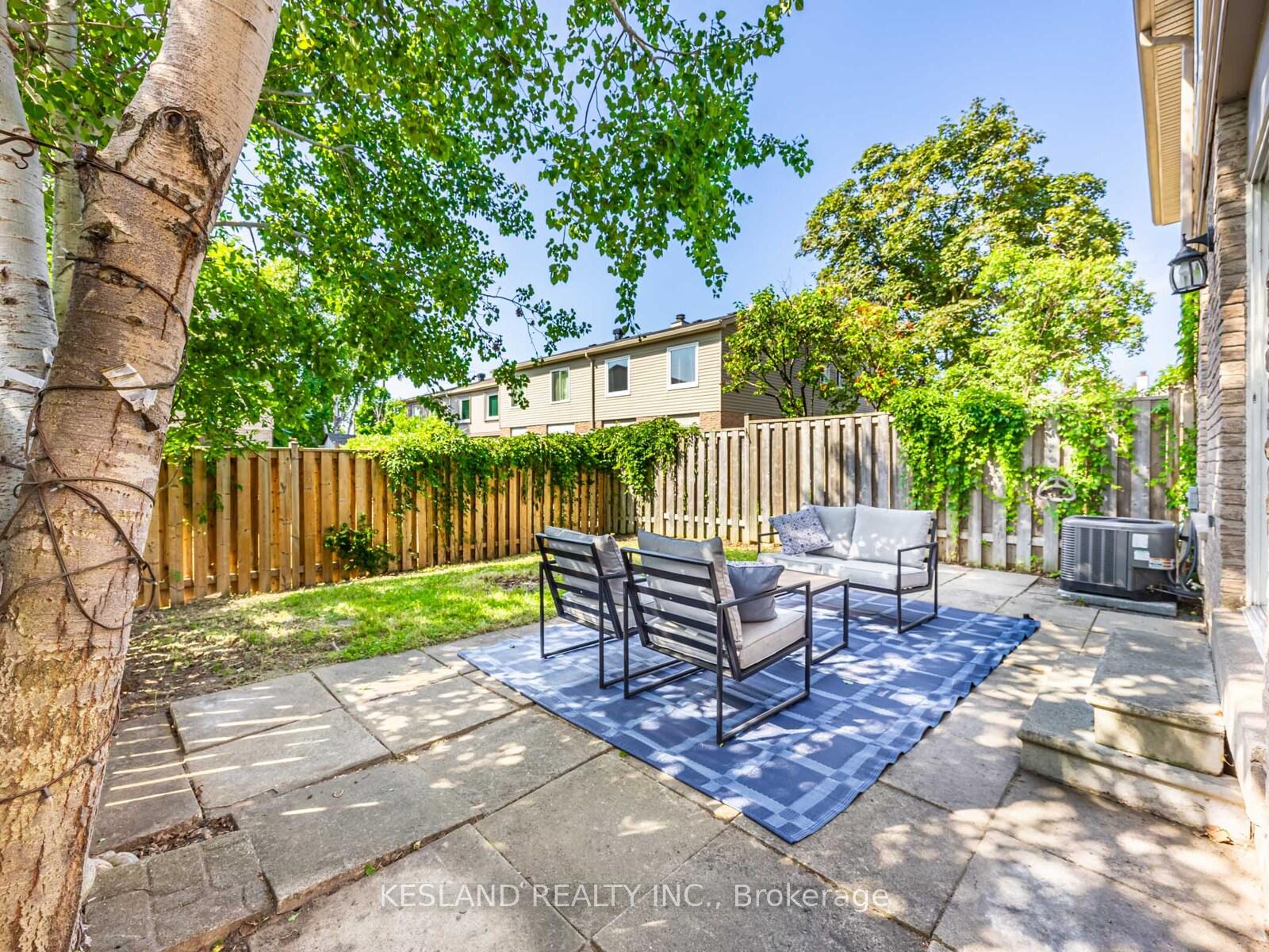 Photo 34 of 2 Reginald Crescent, Markham, Markham Village — HOMEH