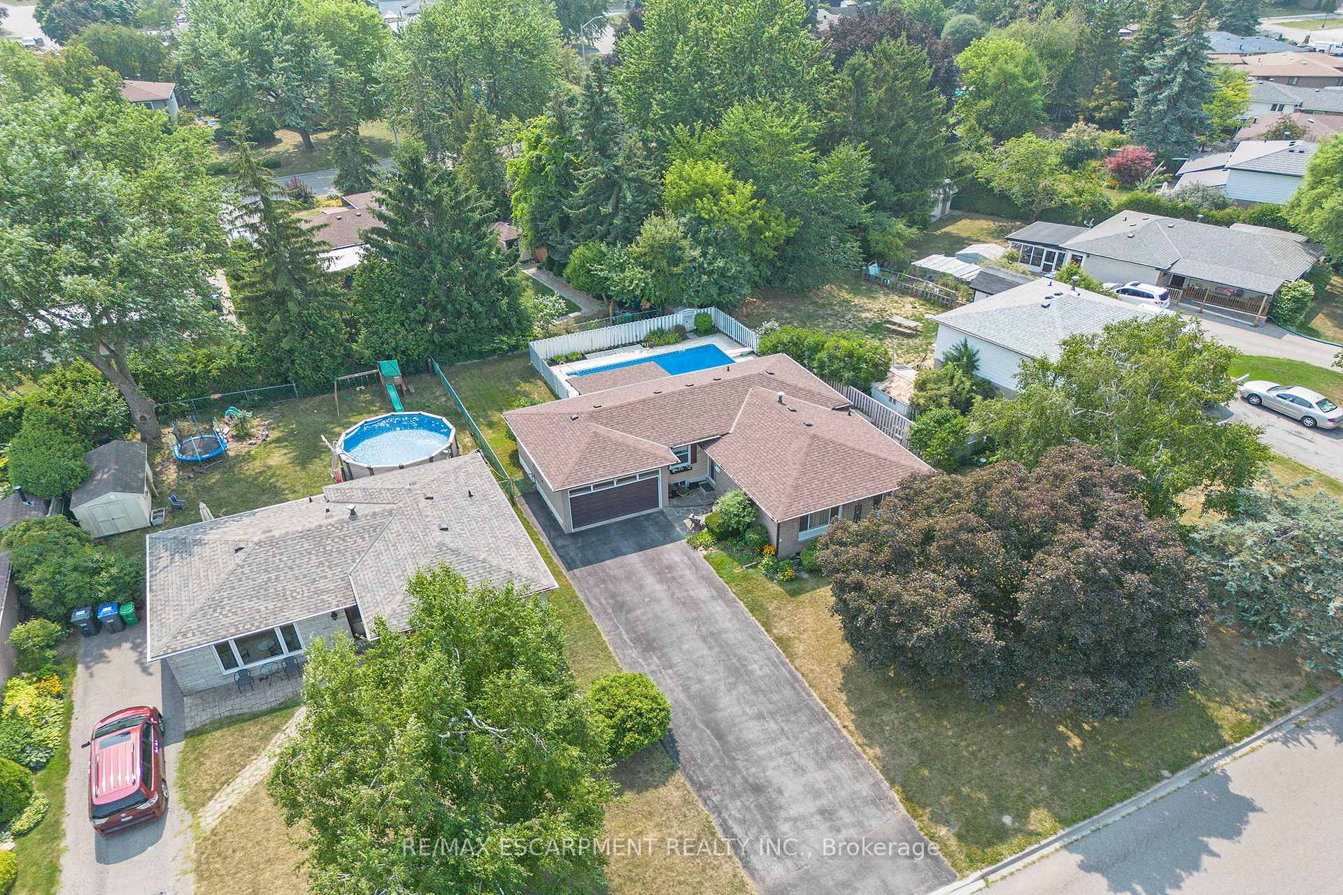Photo 10 of 45 Dunblaine Crescent, Brampton, Southgate — HOMEH
