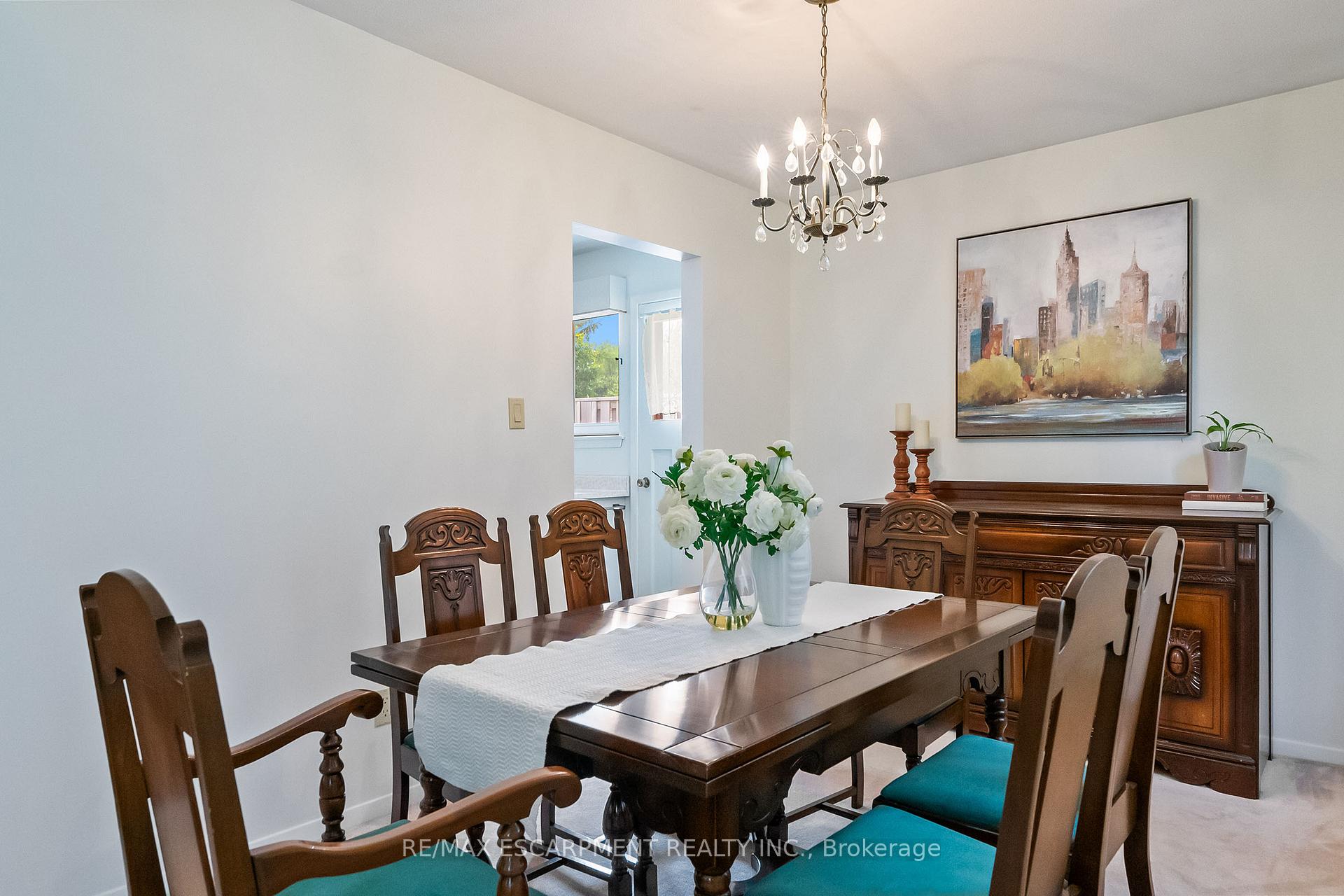 Photo 13 of 45 Dunblaine Crescent, Brampton, Southgate — HOMEH