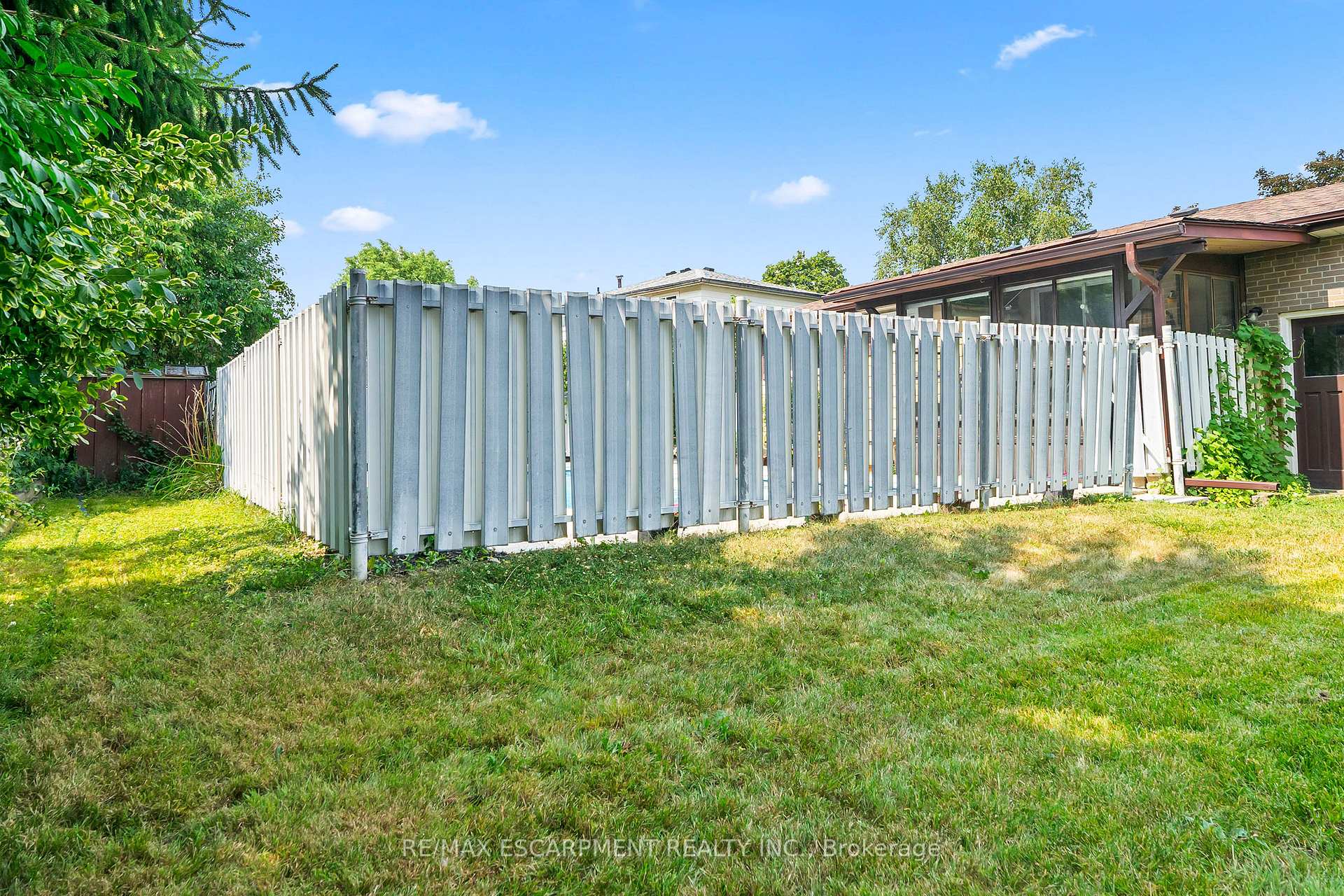 Photo 39 of 45 Dunblaine Crescent, Brampton, Southgate — HOMEH