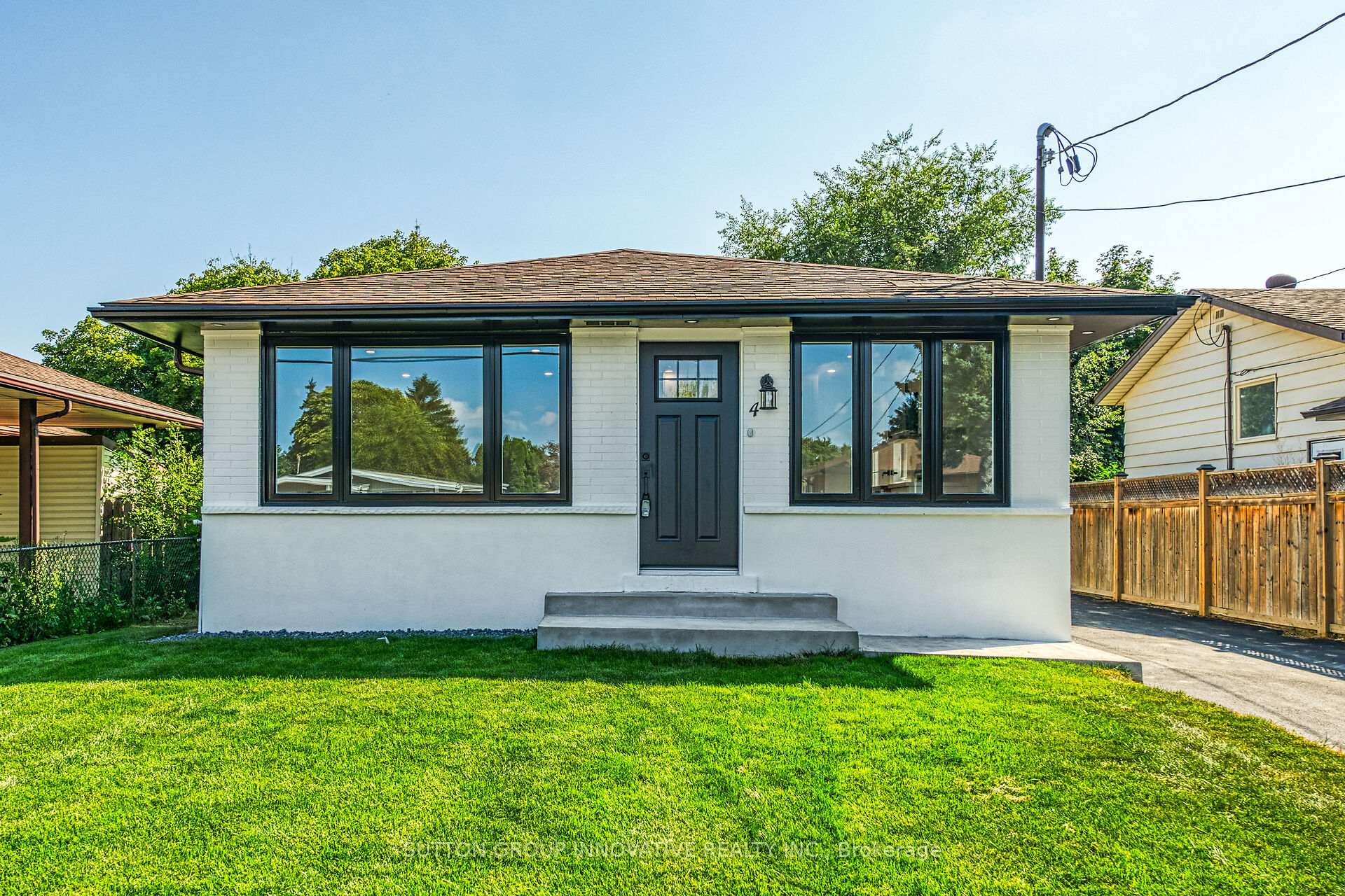 Photo 1 of 4 Lilacside Drive, Hamilton, Thorner — HOMEH