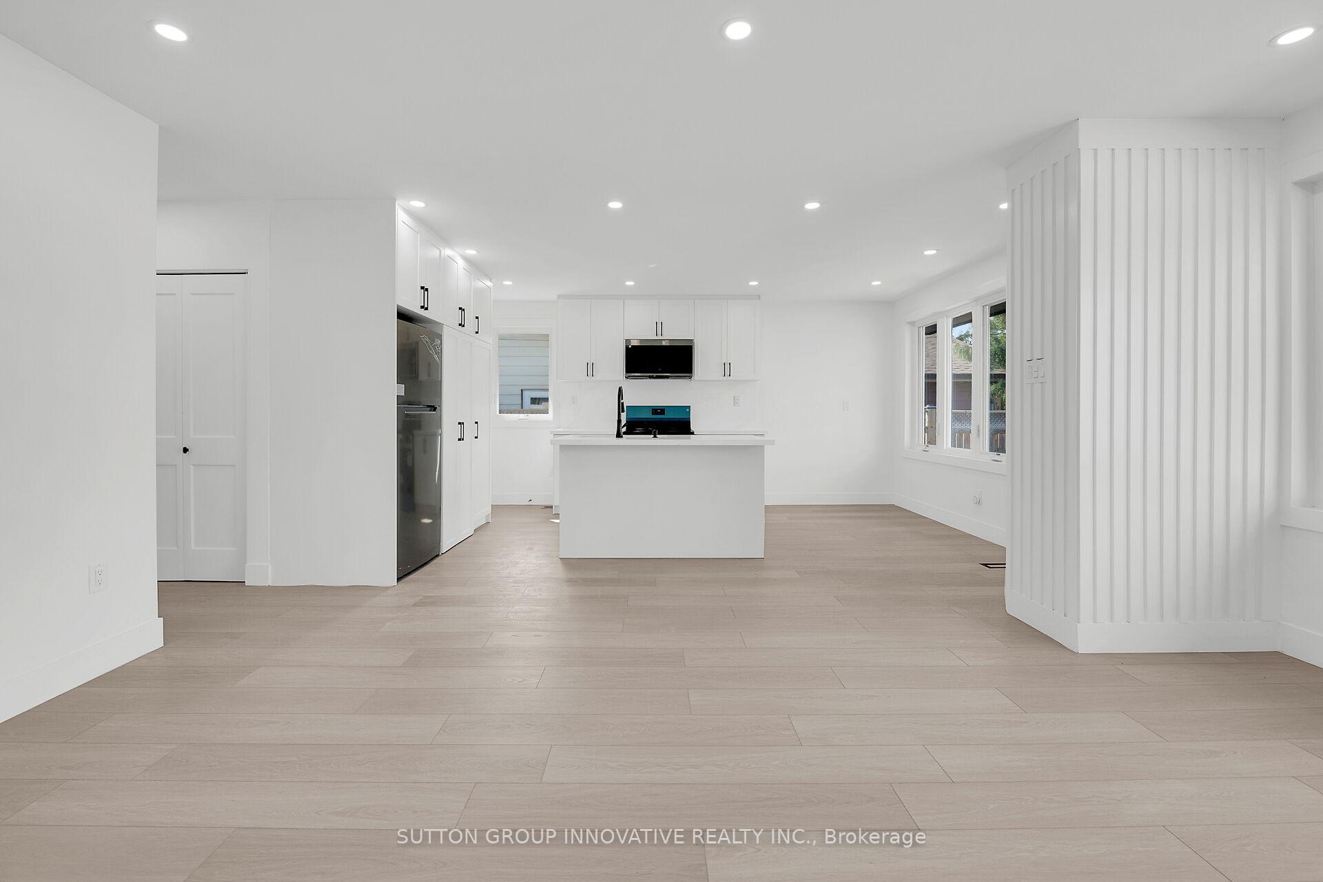 Photo 7 of 4 Lilacside Drive, Hamilton, Thorner — HOMEH