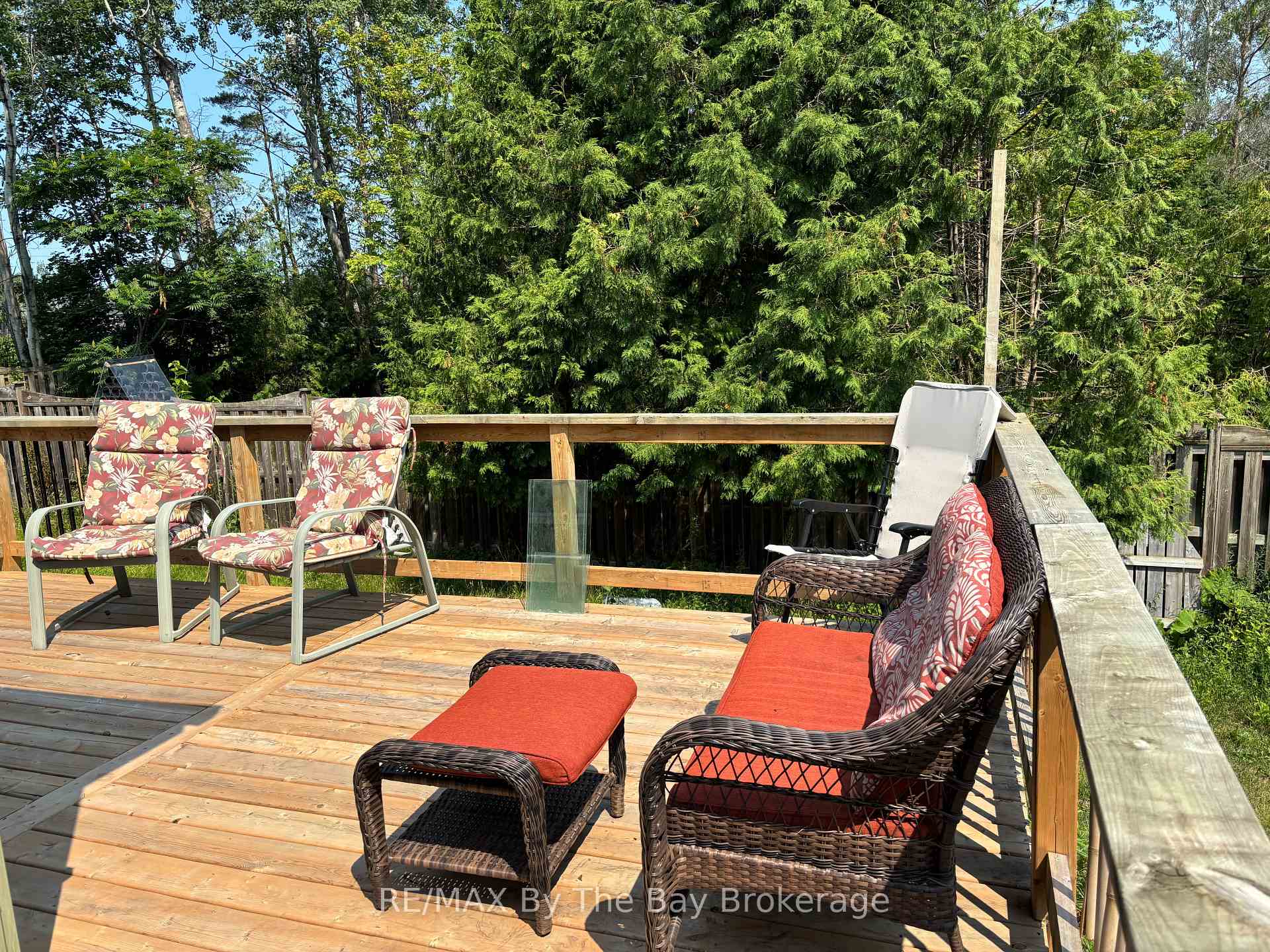 Photo 7 of 60 Flora Drive, Innisfil, Rural Innisfil — HOMEH