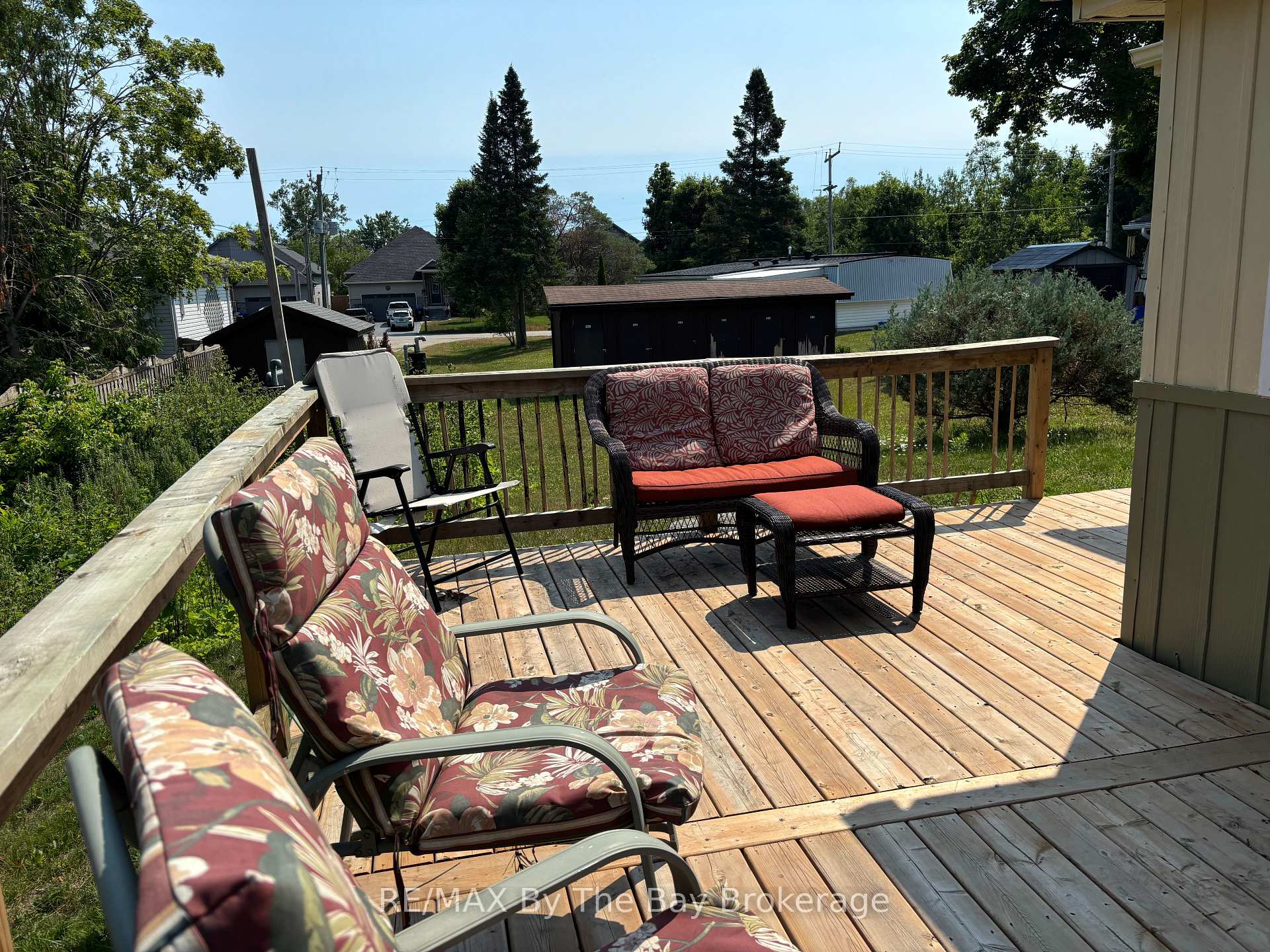 Photo 26 of 60 Flora Drive, Innisfil, Rural Innisfil — HOMEH