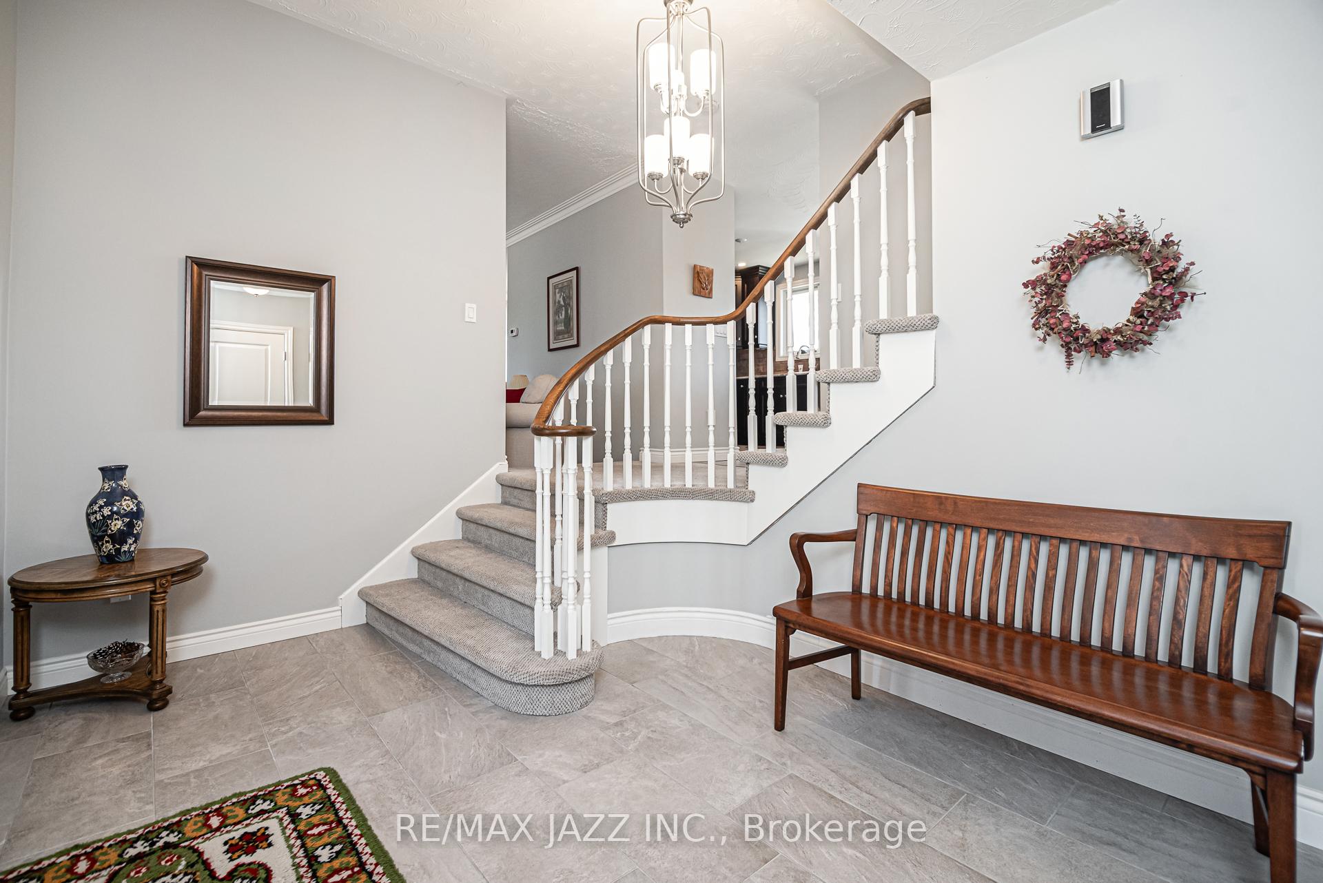 Photo 9 of 1404 Holt Road, Clarington, Bowmanville — HOMEH