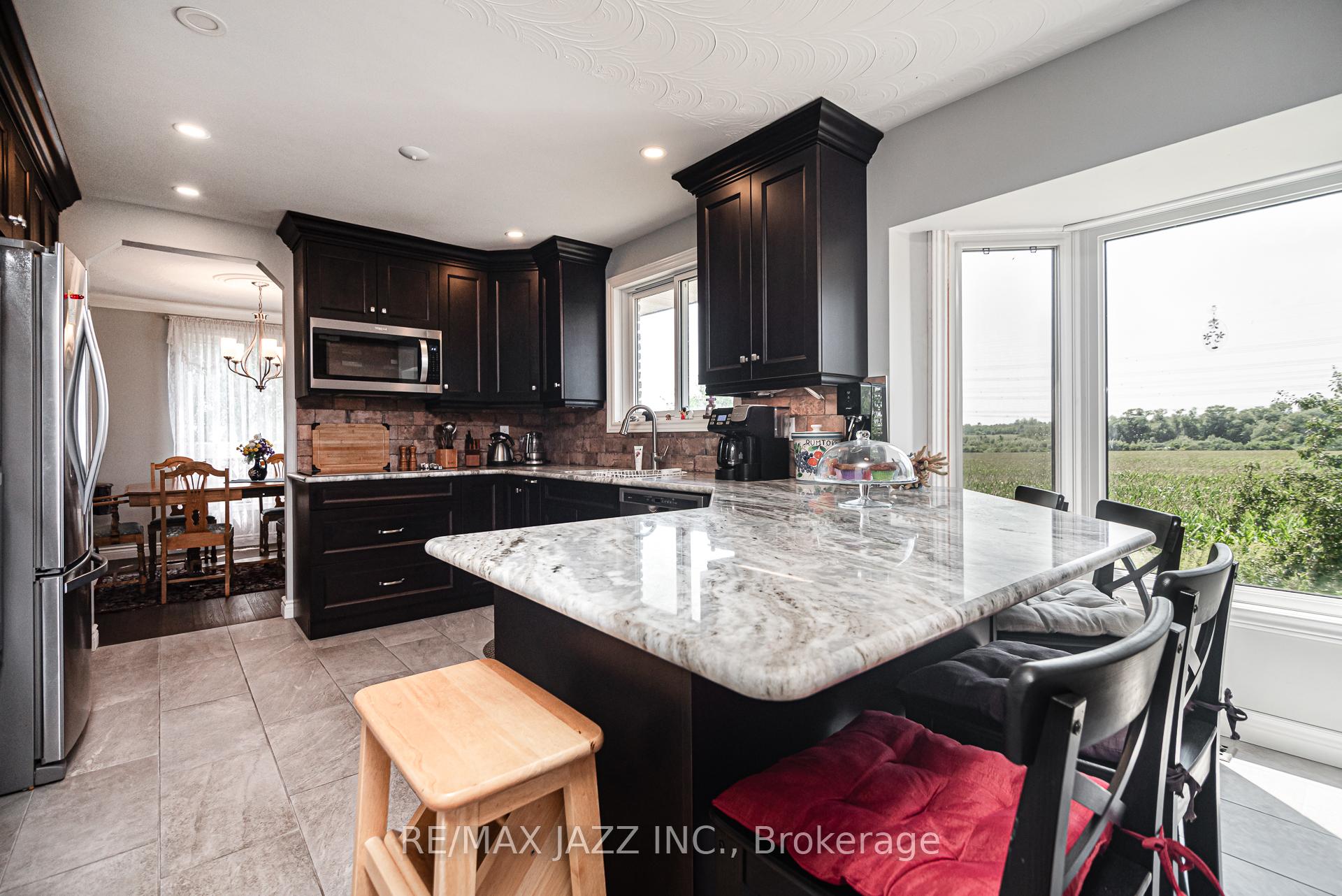 Photo 11 of 1404 Holt Road, Clarington, Bowmanville — HOMEH