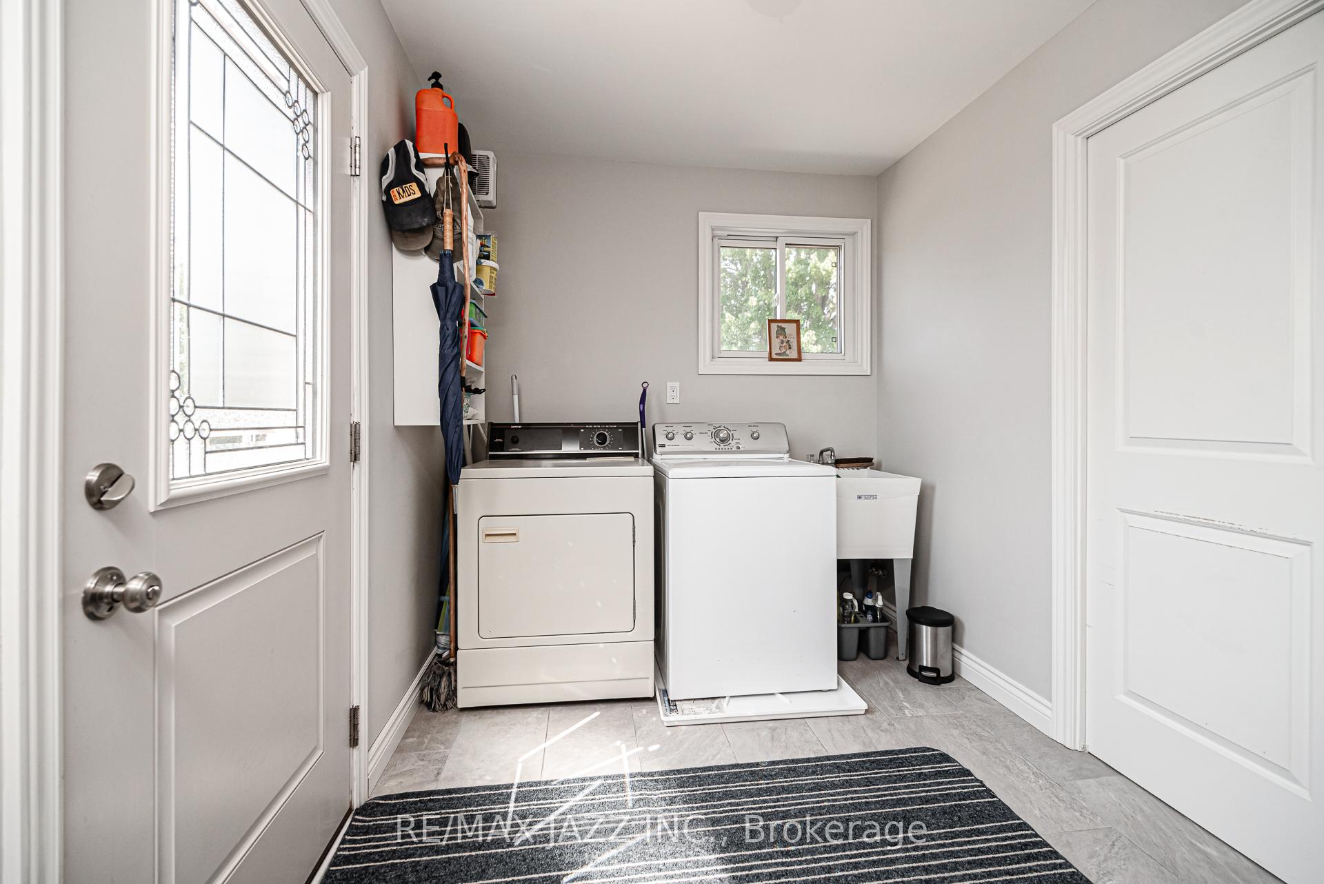 Photo 8 of 1404 Holt Road, Clarington, Bowmanville — HOMEH