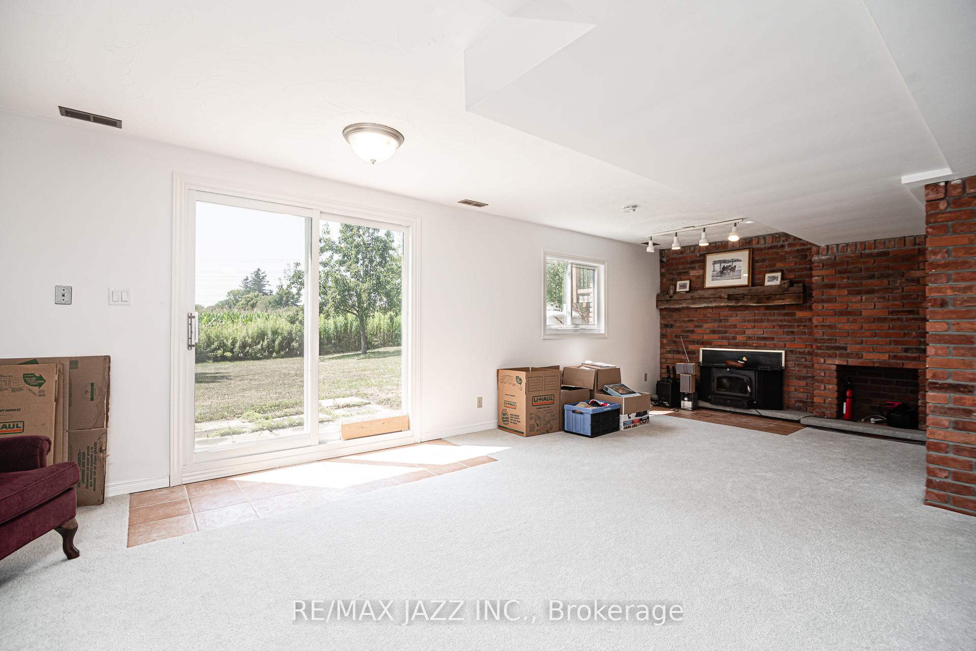 Photo 24 of 1404 Holt Road, Clarington, Bowmanville — HOMEH