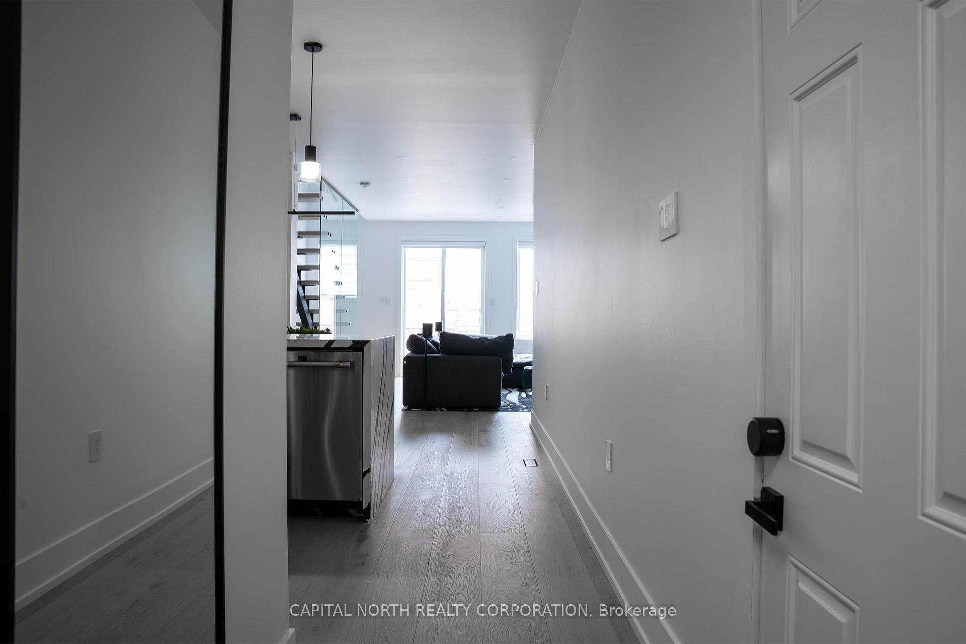 Photo 14 of 67 Callandar Road, Brampton, Northwest Brampton — HOMEH
