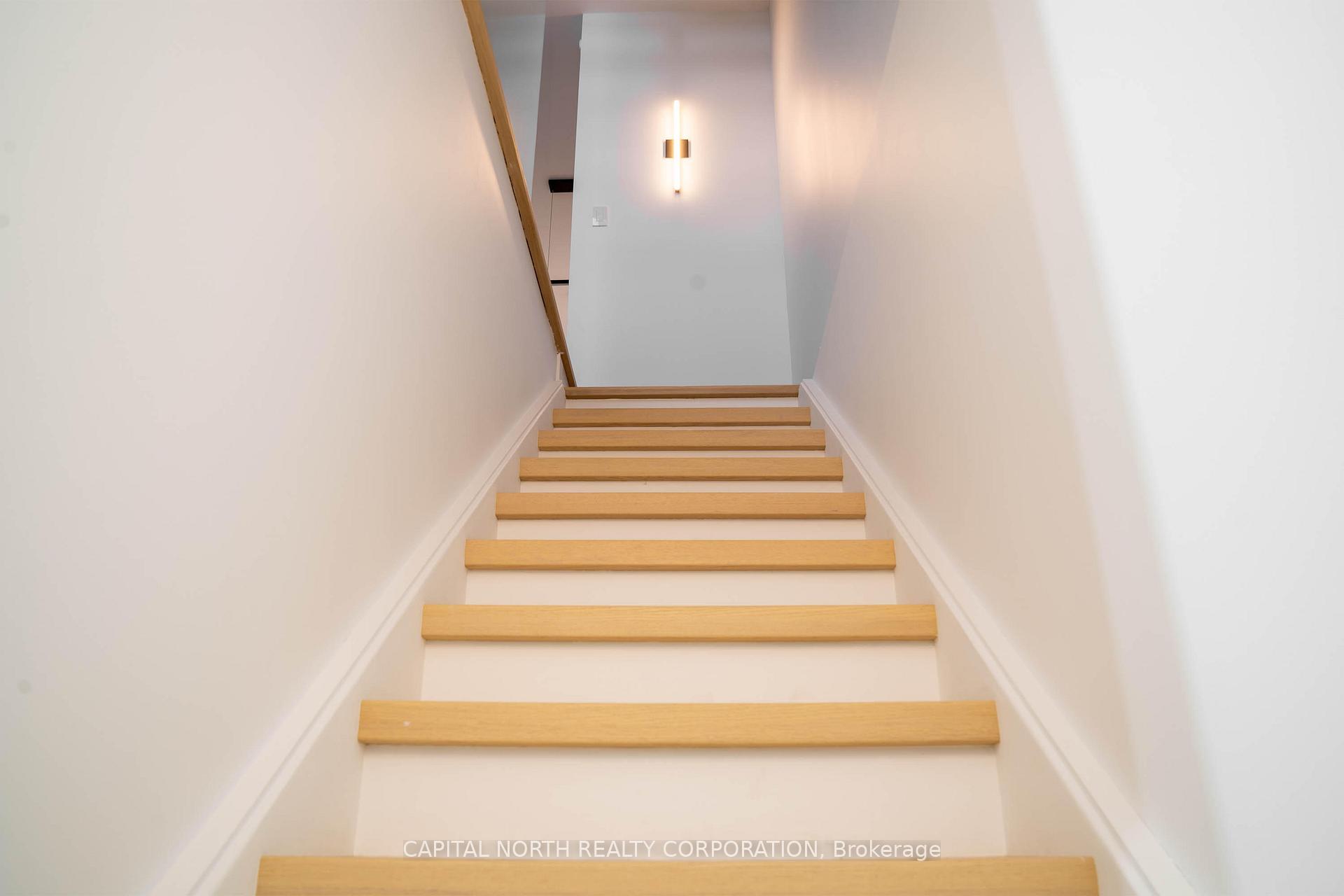 Photo 19 of 67 Callandar Road, Brampton, Northwest Brampton — HOMEH