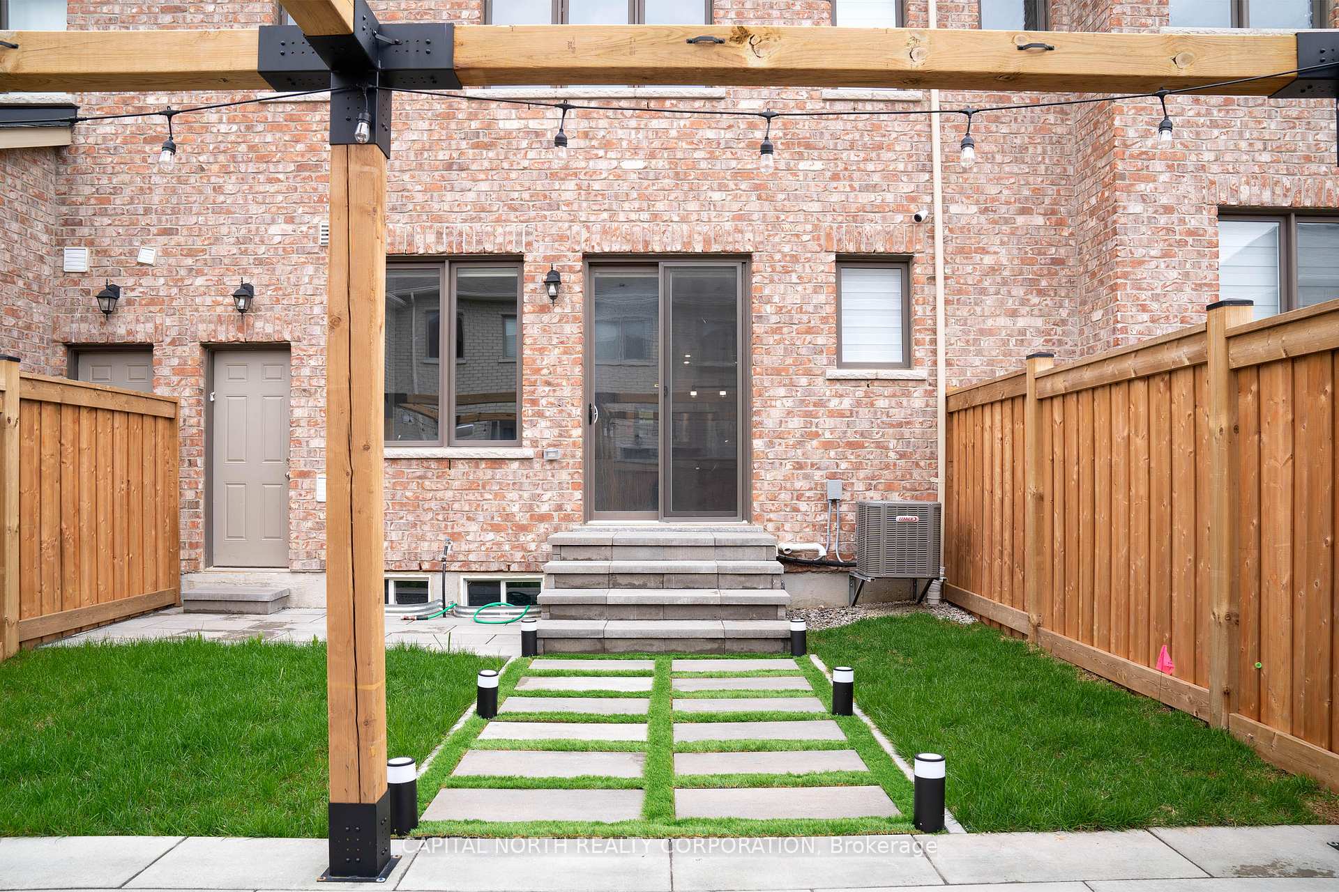 Photo 21 of 67 Callandar Road, Brampton, Northwest Brampton — HOMEH