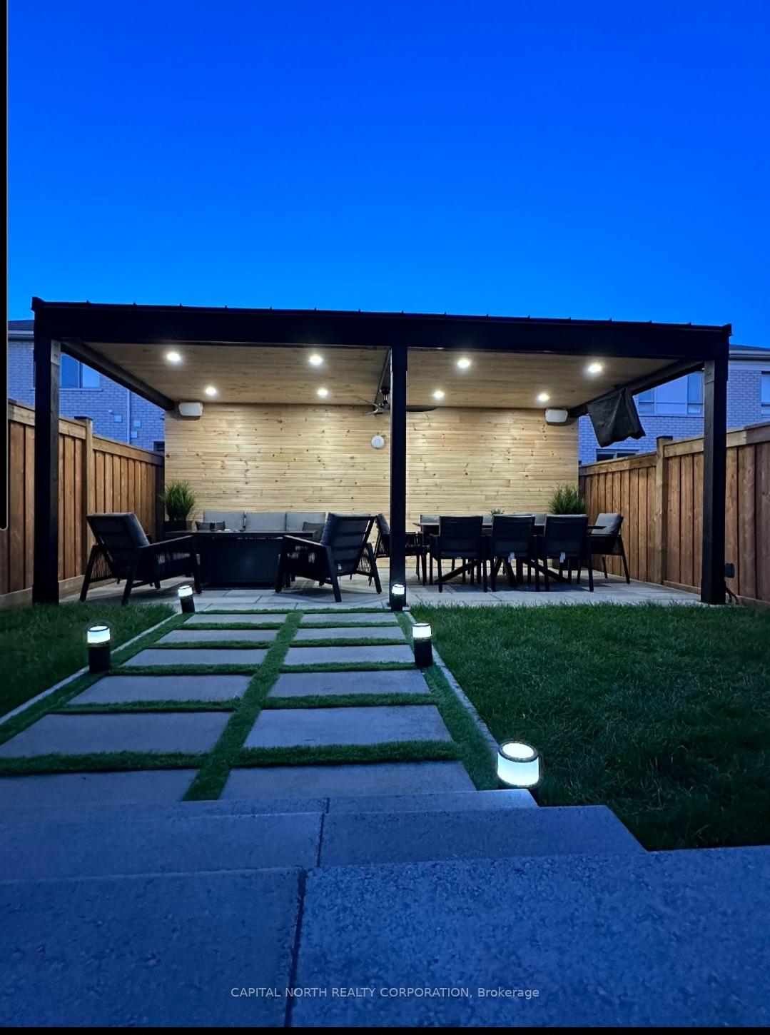 Photo 11 of 67 Callandar Road, Brampton, Northwest Brampton — HOMEH