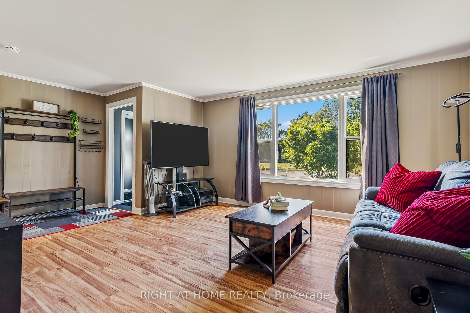Photo 4 of 118 Queen Street, Essa, Angus — HOMEH