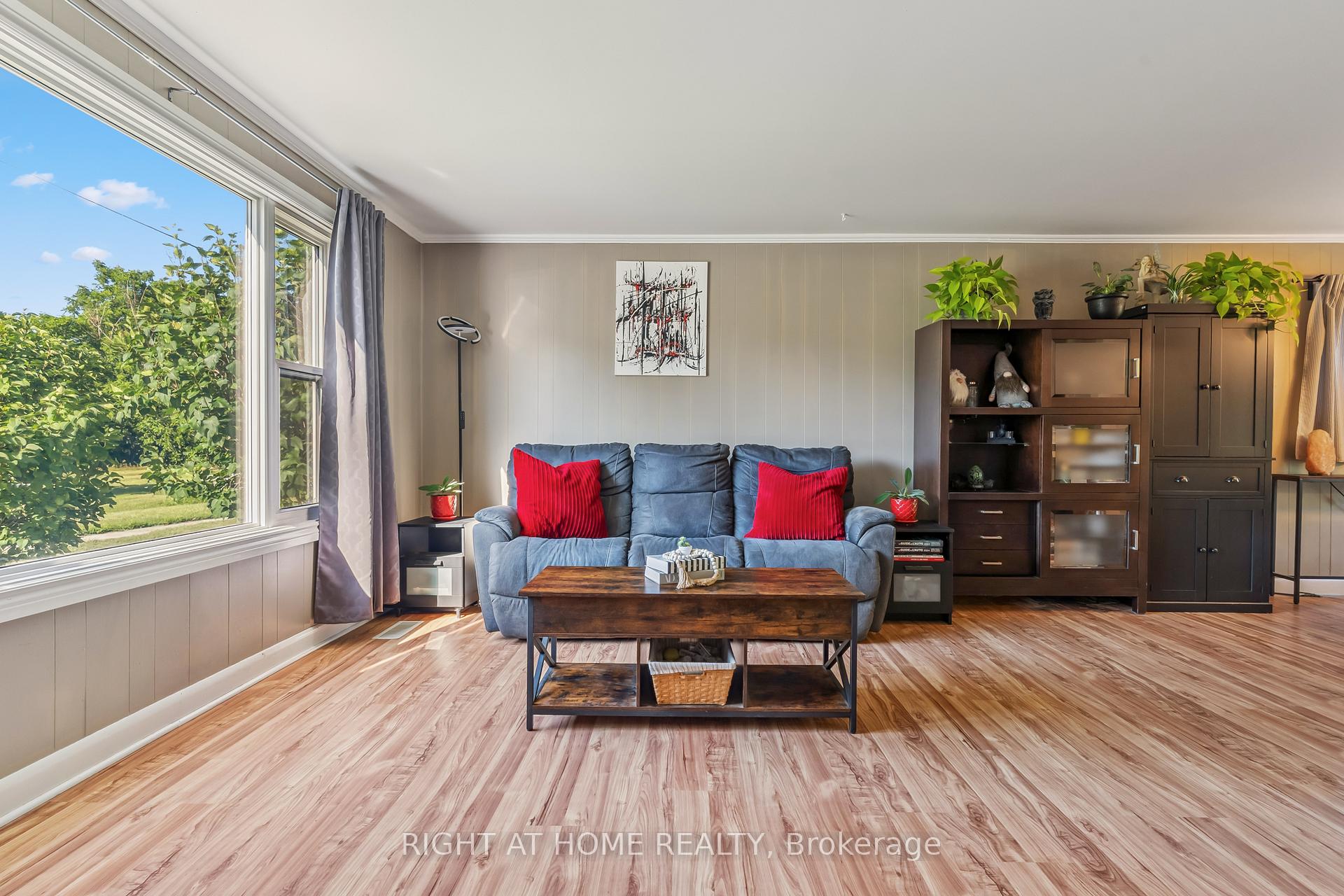 Photo 9 of 118 Queen Street, Essa, Angus — HOMEH