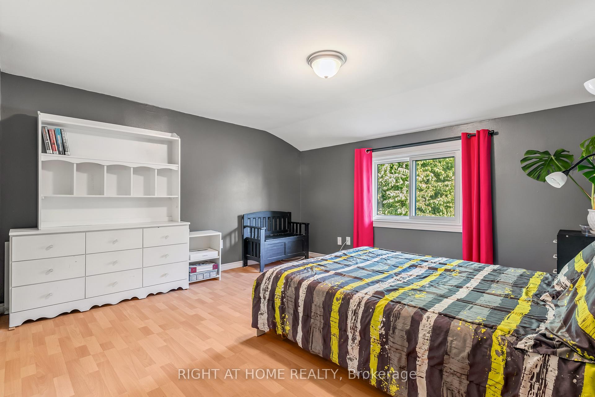 Photo 23 of 118 Queen Street, Essa, Angus — HOMEH