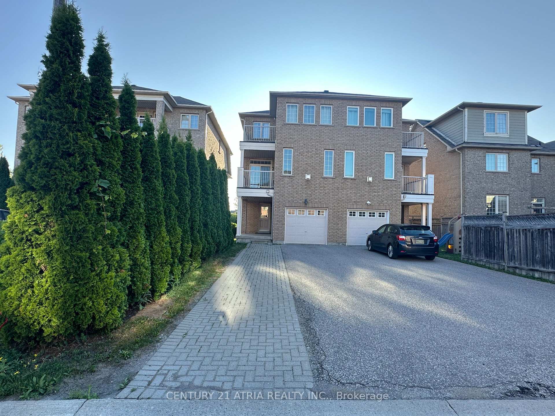 Photo 13 of 609 Country glen Road, Markham, Cornell — HOMEH