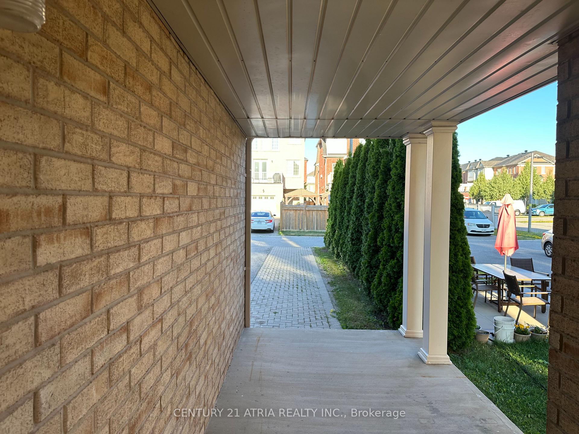 Photo 5 of 609 Country glen Road, Markham, Cornell — HOMEH