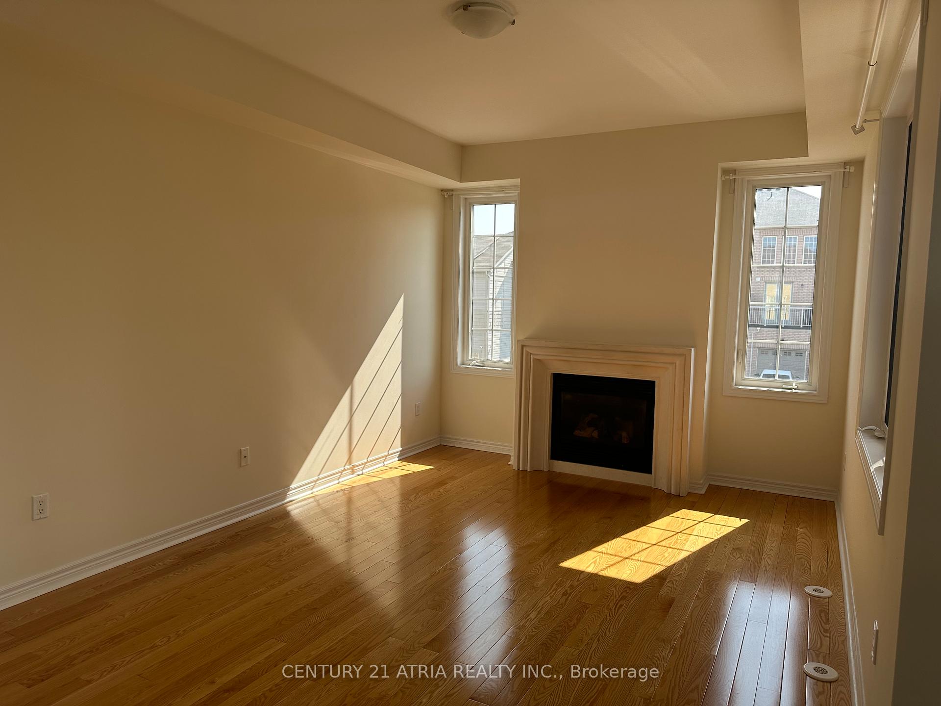 Photo 28 of 609 Country glen Road, Markham, Cornell — HOMEH