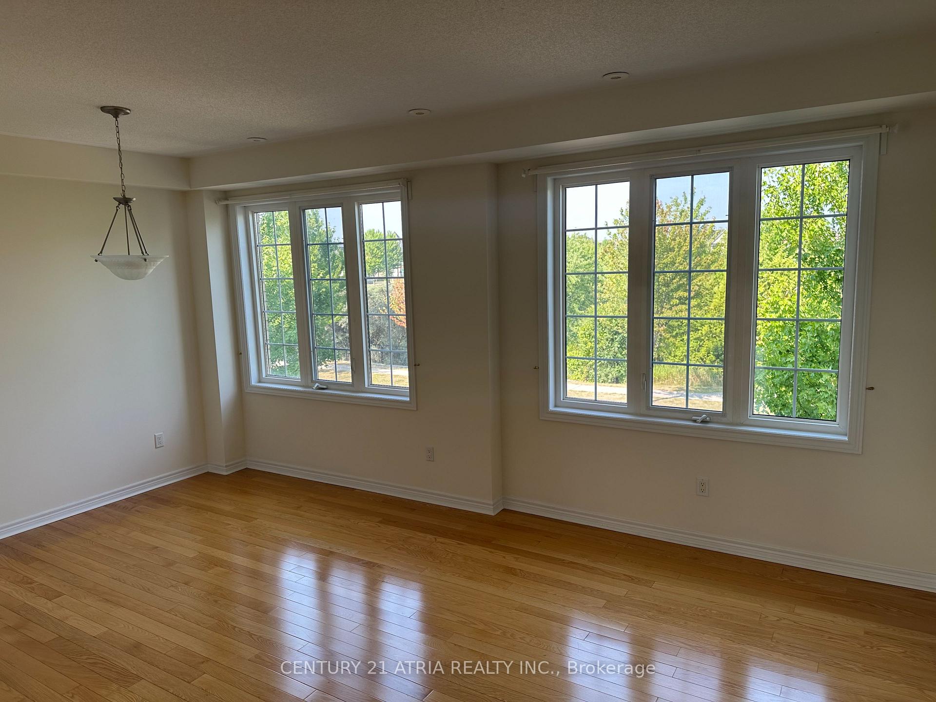 Photo 7 of 609 Country glen Road, Markham, Cornell — HOMEH