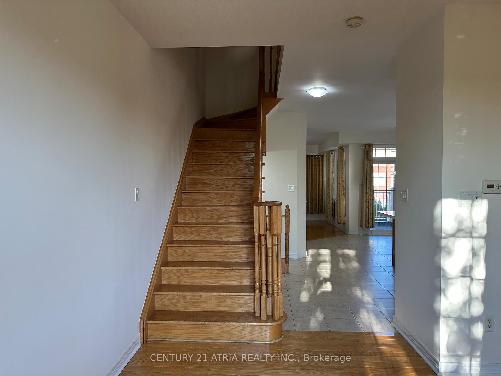 Photo 10 of 609 Country glen Road, Markham, Cornell — HOMEH