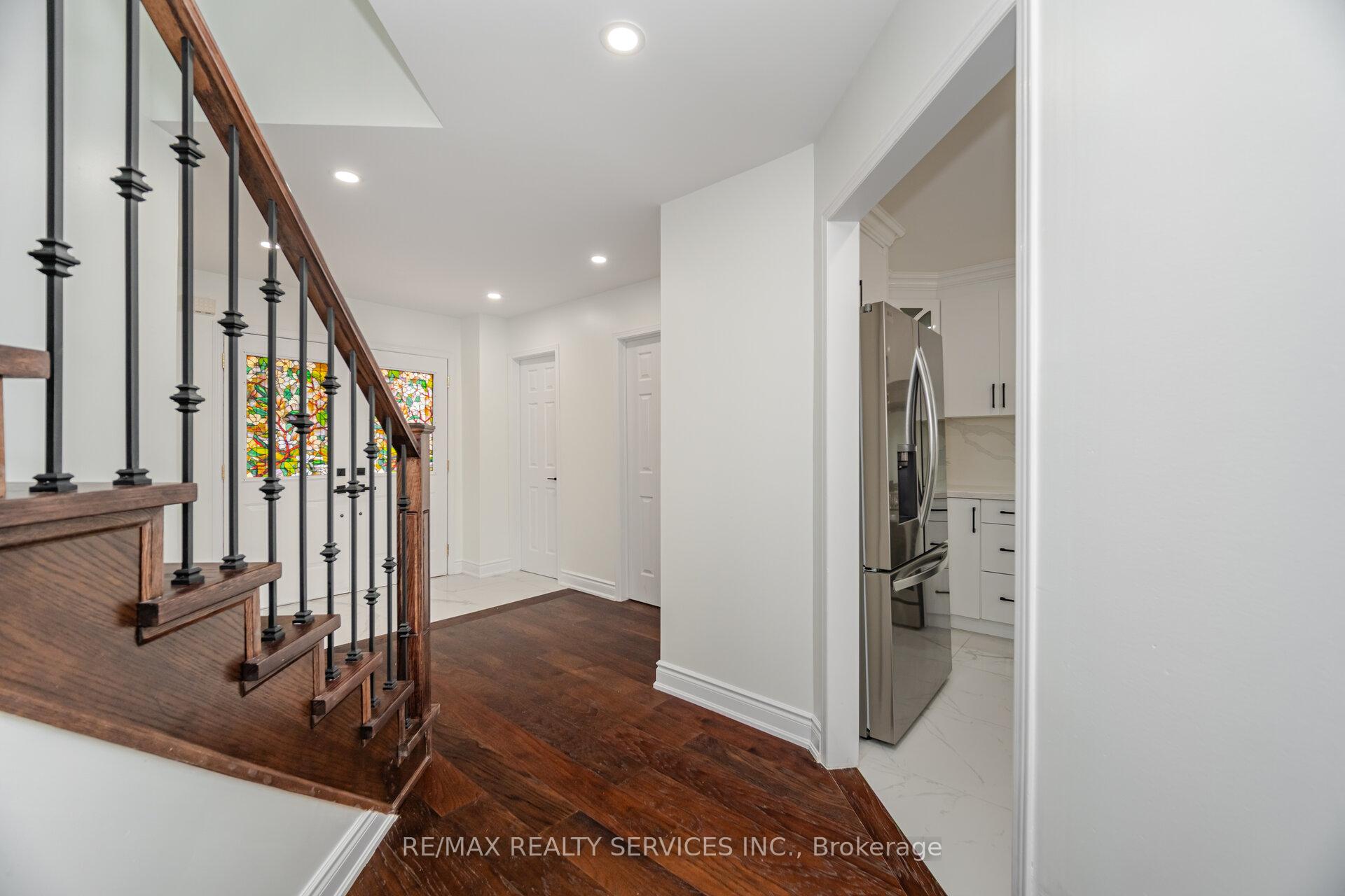 Photo 43 of 12 Woodvalley Drive, Brampton, Fletcher's Meadow — HOMEH