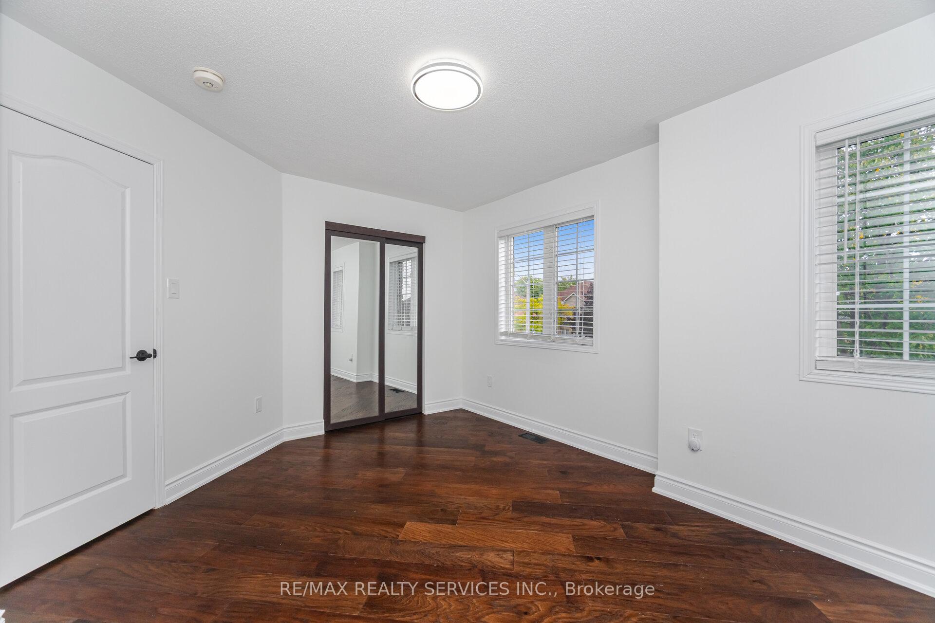 Photo 34 of 12 Woodvalley Drive, Brampton, Fletcher's Meadow — HOMEH