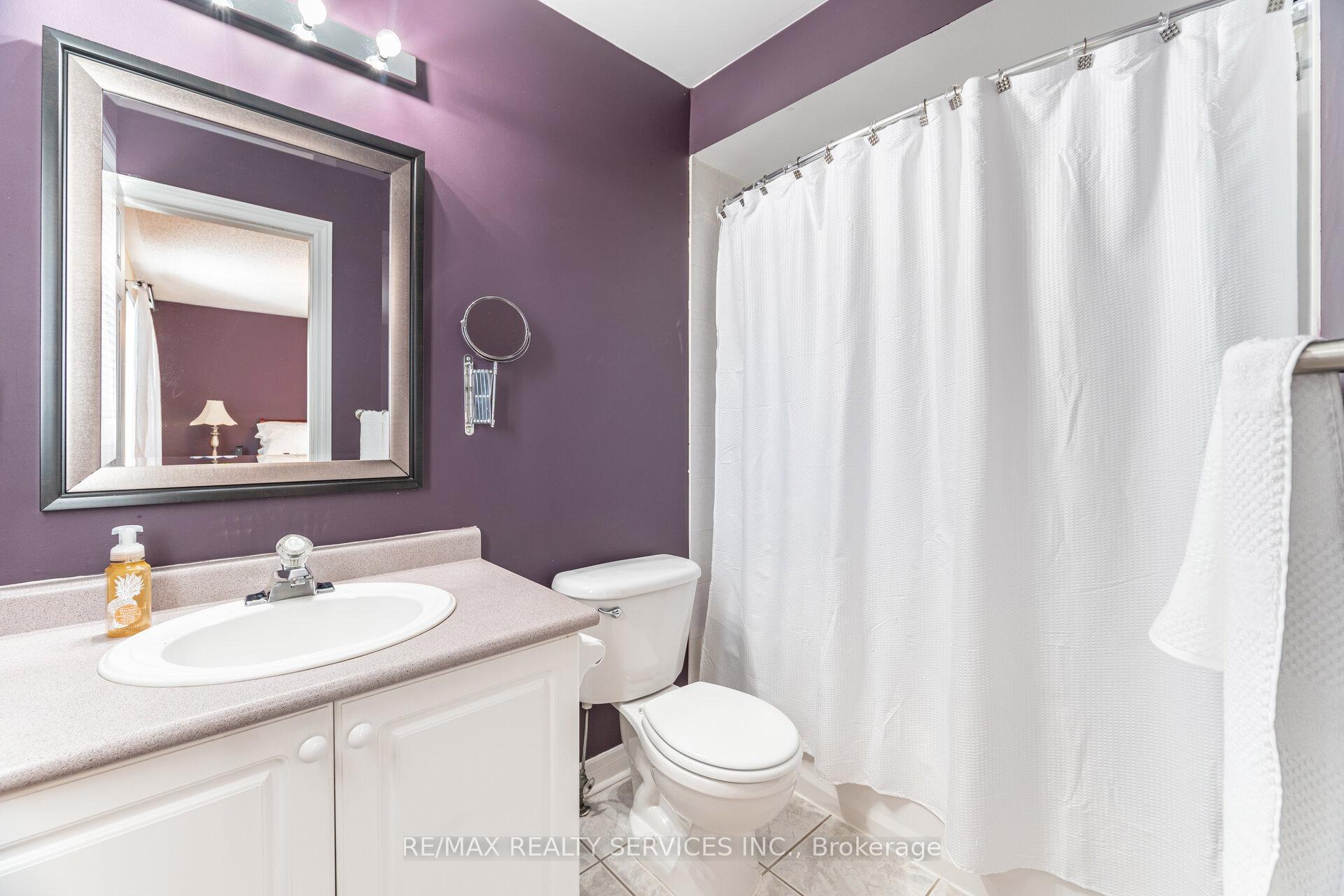 Photo 29 of 123 Farthingale Crescent, Brampton, Fletcher's Meadow — HOMEH