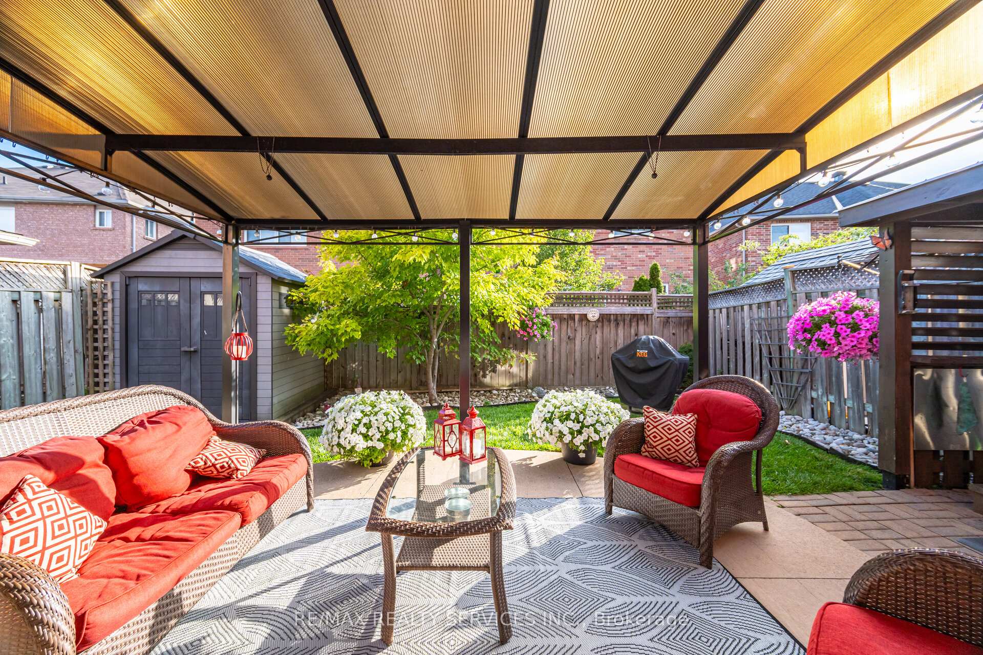 Photo 23 of 123 Farthingale Crescent, Brampton, Fletcher's Meadow — HOMEH