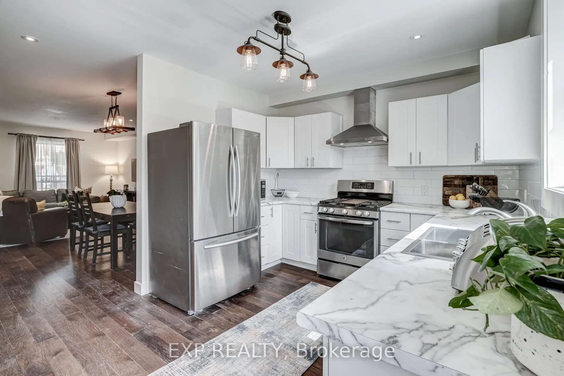 Photo 5 of 14 Milton Avenue, Hamilton, Gibson — HOMEH