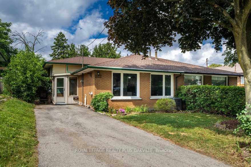 Photo 1 of 158 Bonaventure Drive, Hamilton, Gilbert — HOMEH