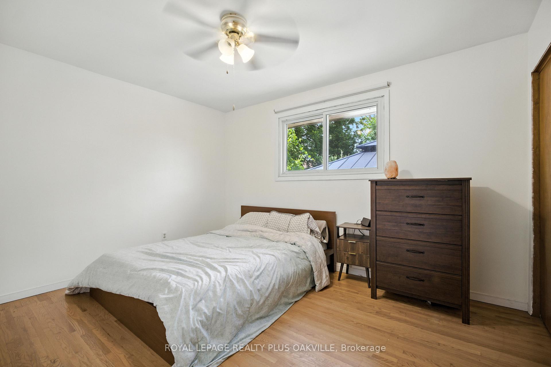 Photo 11 of 158 Bonaventure Drive, Hamilton, Gilbert — HOMEH