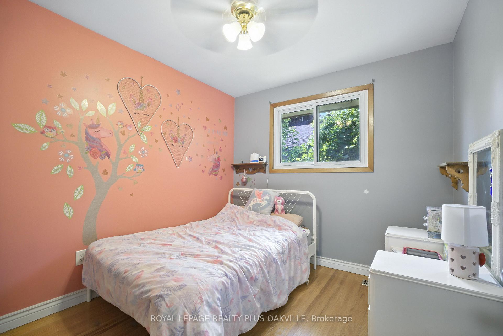 Photo 13 of 158 Bonaventure Drive, Hamilton, Gilbert — HOMEH