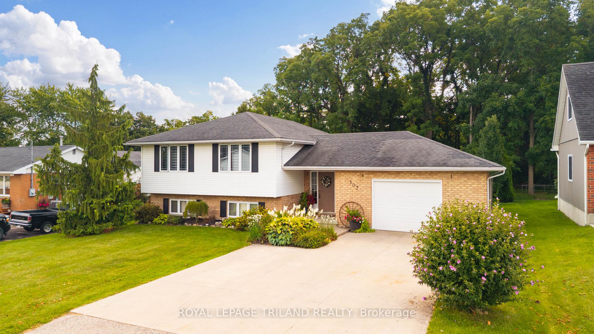 Photo 1 of 107 Mckellar Street, Southwest Middlesex, Glencoe — HOMEH