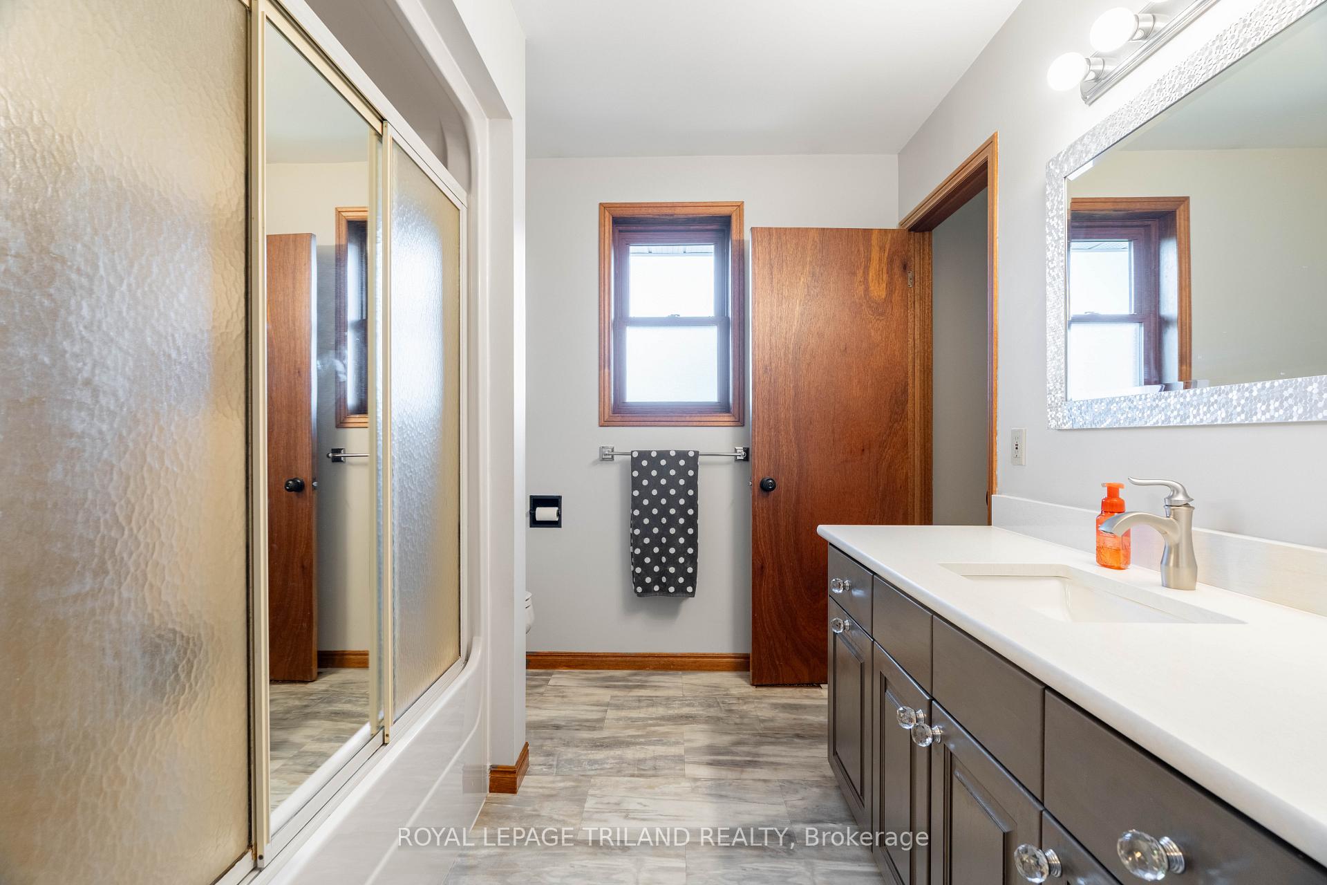 Photo 33 of 107 Mckellar Street, Southwest Middlesex, Glencoe — HOMEH
