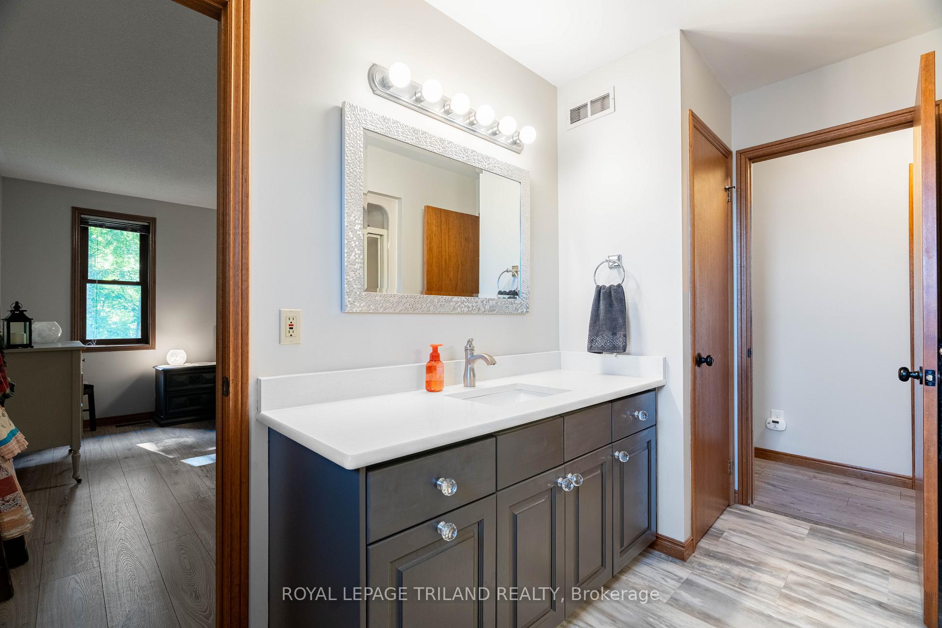 Photo 31 of 107 Mckellar Street, Southwest Middlesex, Glencoe — HOMEH