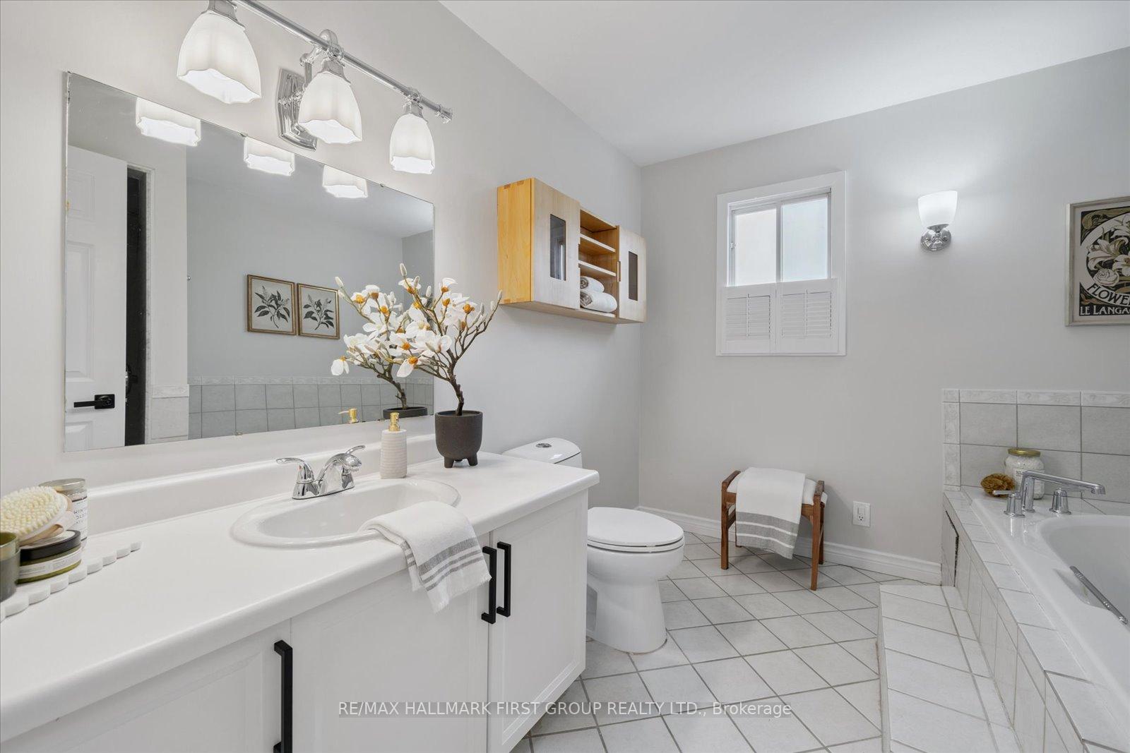 Photo 11 of 2362 Strathmore Crescent W, Pickering, Brock Ridge — HOMEH