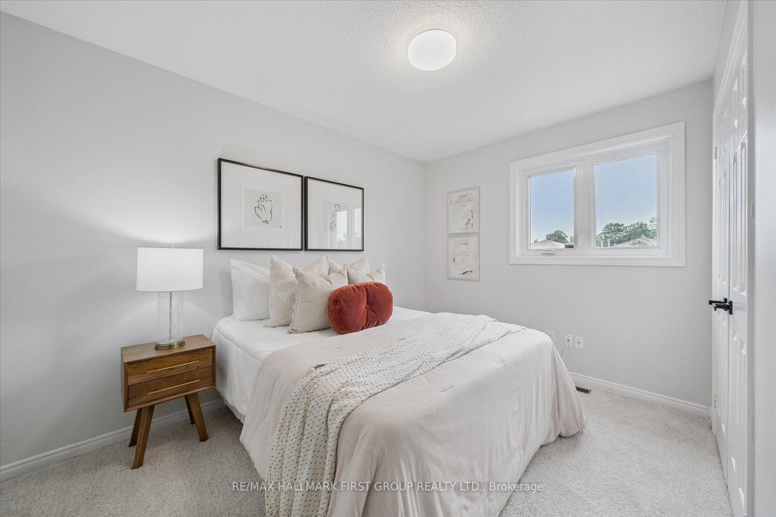 Photo 21 of 2362 Strathmore Crescent W, Pickering, Brock Ridge — HOMEH