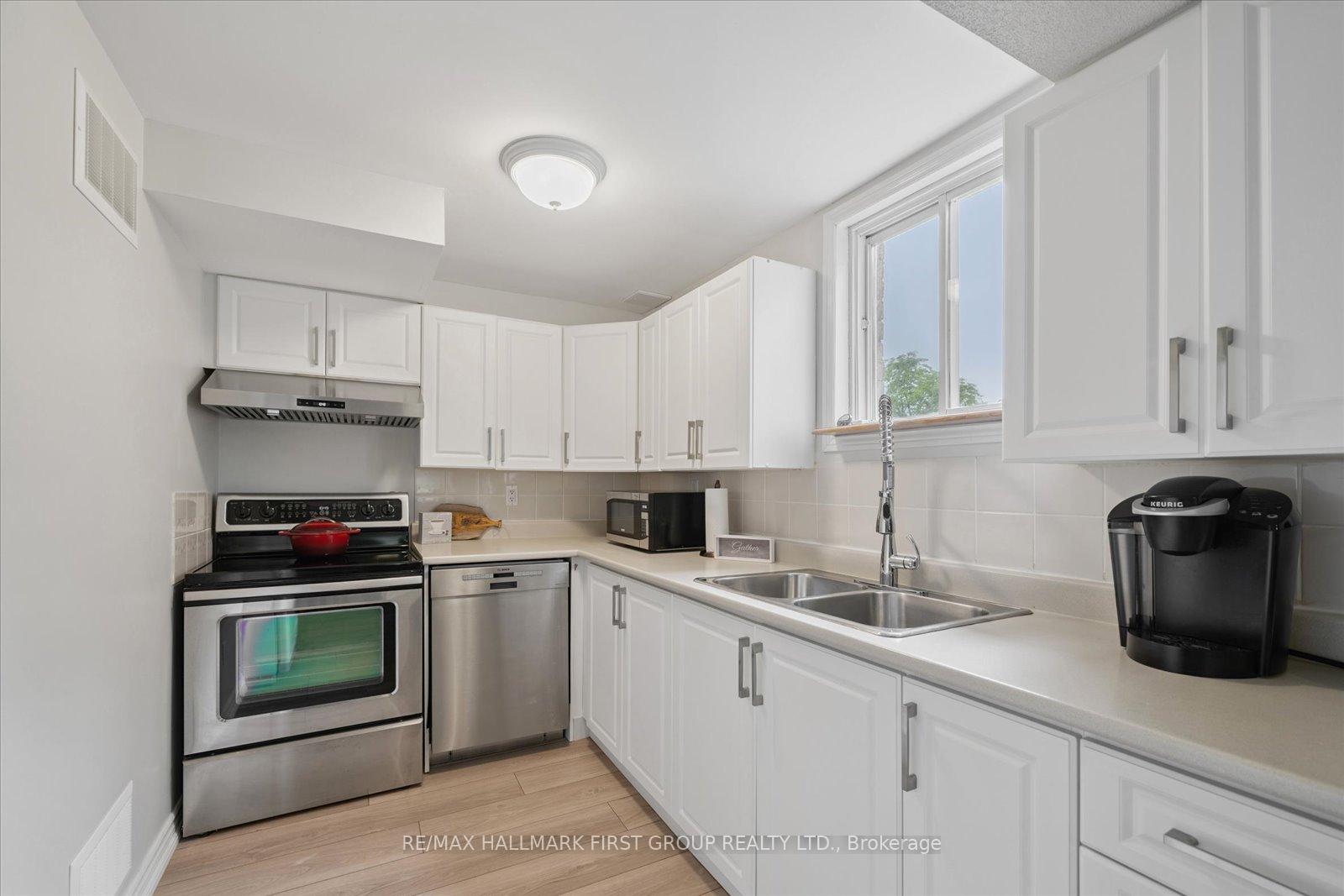Photo 26 of 2362 Strathmore Crescent W, Pickering, Brock Ridge — HOMEH