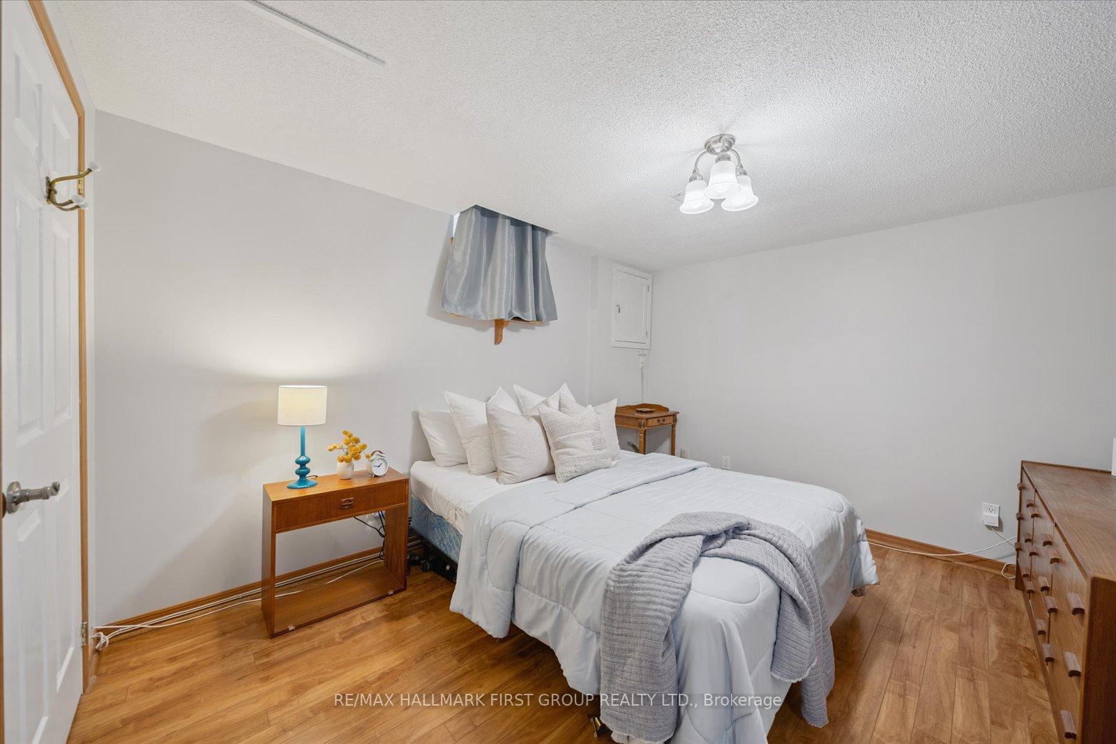 Photo 15 of 2362 Strathmore Crescent W, Pickering, Brock Ridge — HOMEH
