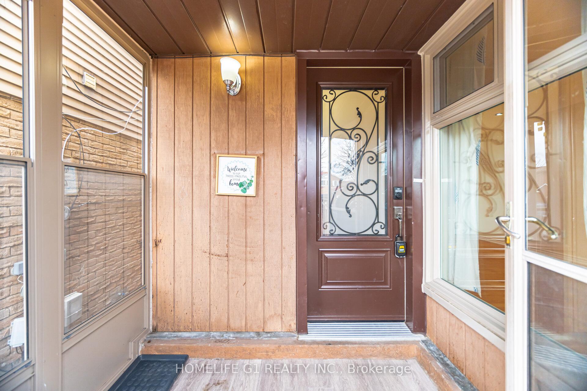 Photo 7 of 18 Laurel Valley Court, Vaughan, Glen Shields — HOMEH