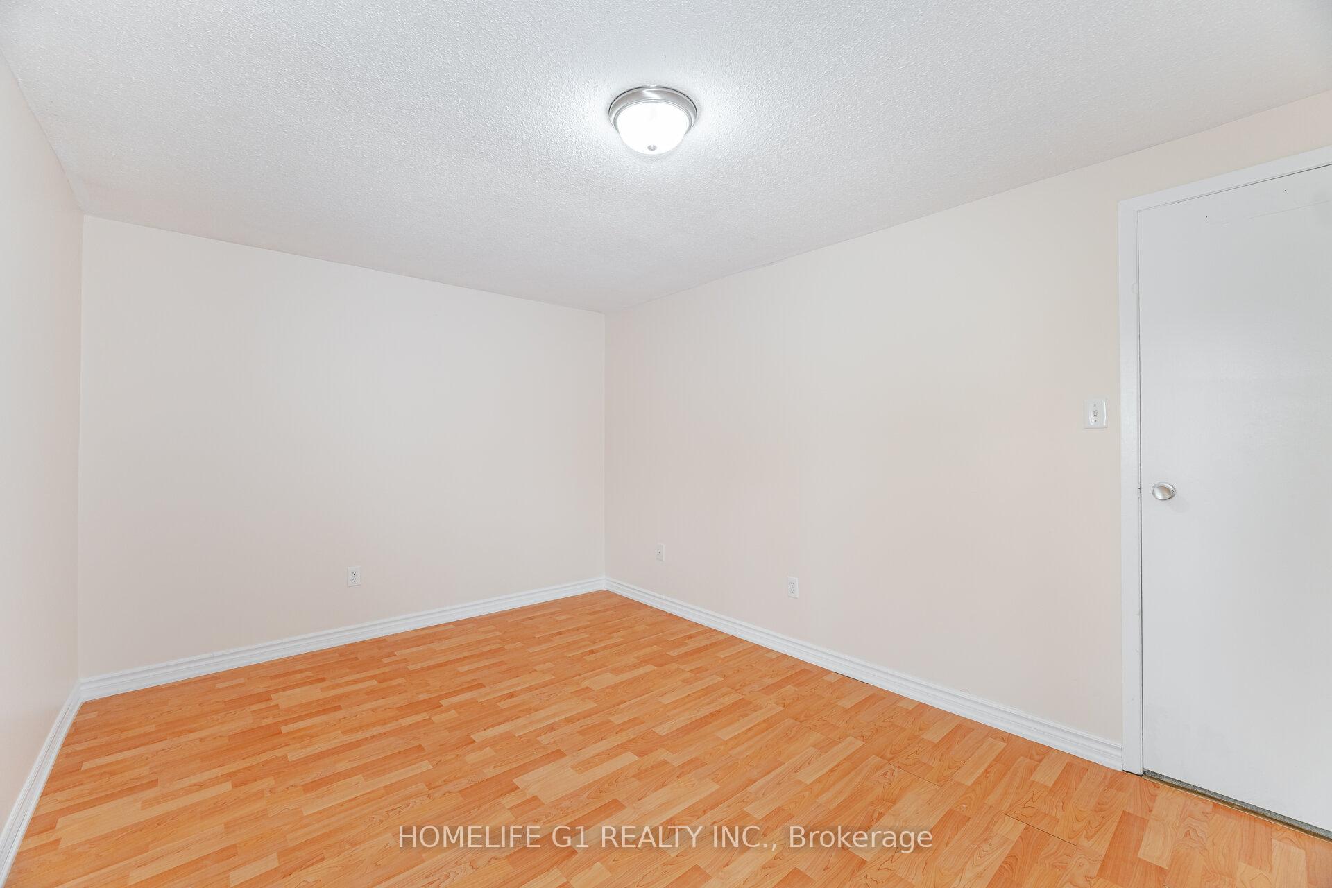 Photo 19 of 18 Laurel Valley Court, Vaughan, Glen Shields — HOMEH